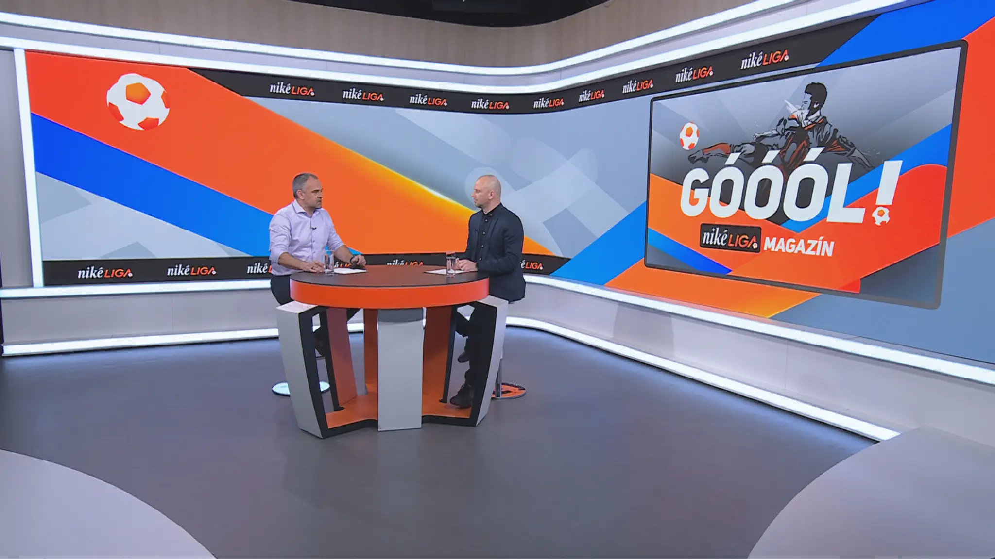 Sprava expert Marek Sapara a moderátor Slávo Jurko.