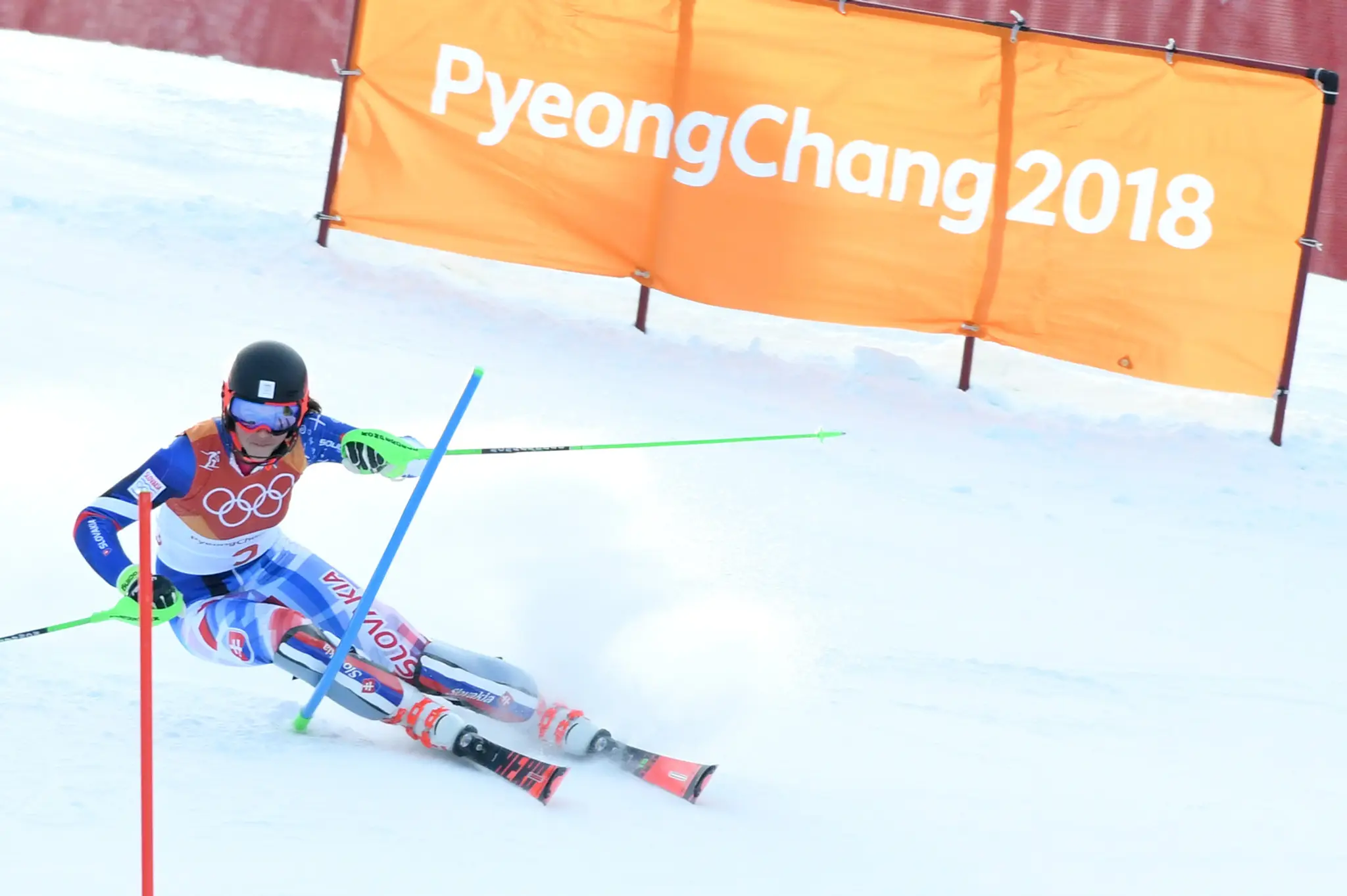 Rakúsky lyžiar Matthias Mayer sa teší z triumfu v super-G na ZOH 2018.