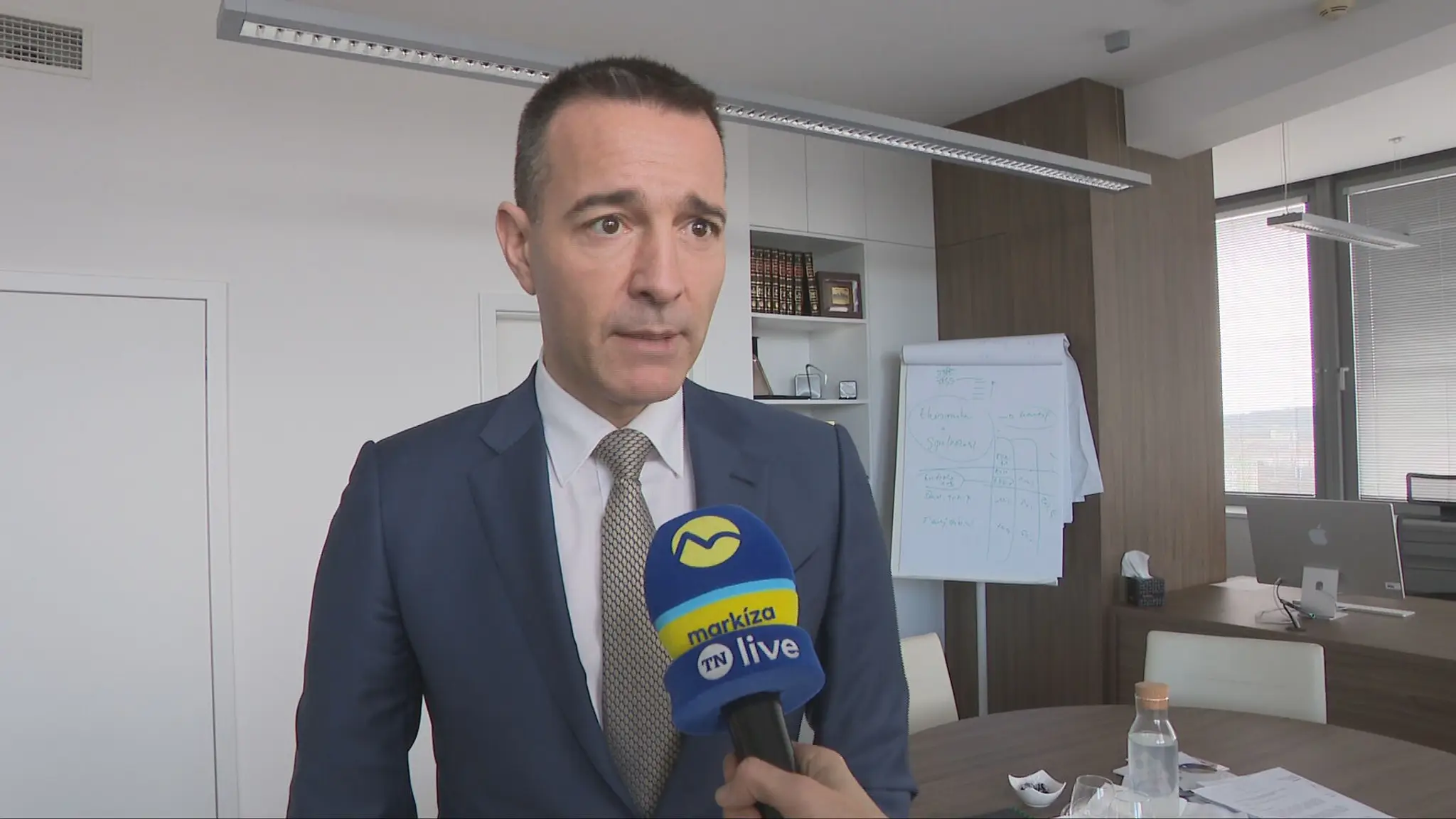 Tomáš Drucker (Hlas), poverený vedením Úradu podpredsedu vlády SR pre plán obnovy a znalostnú ekonomiku. 