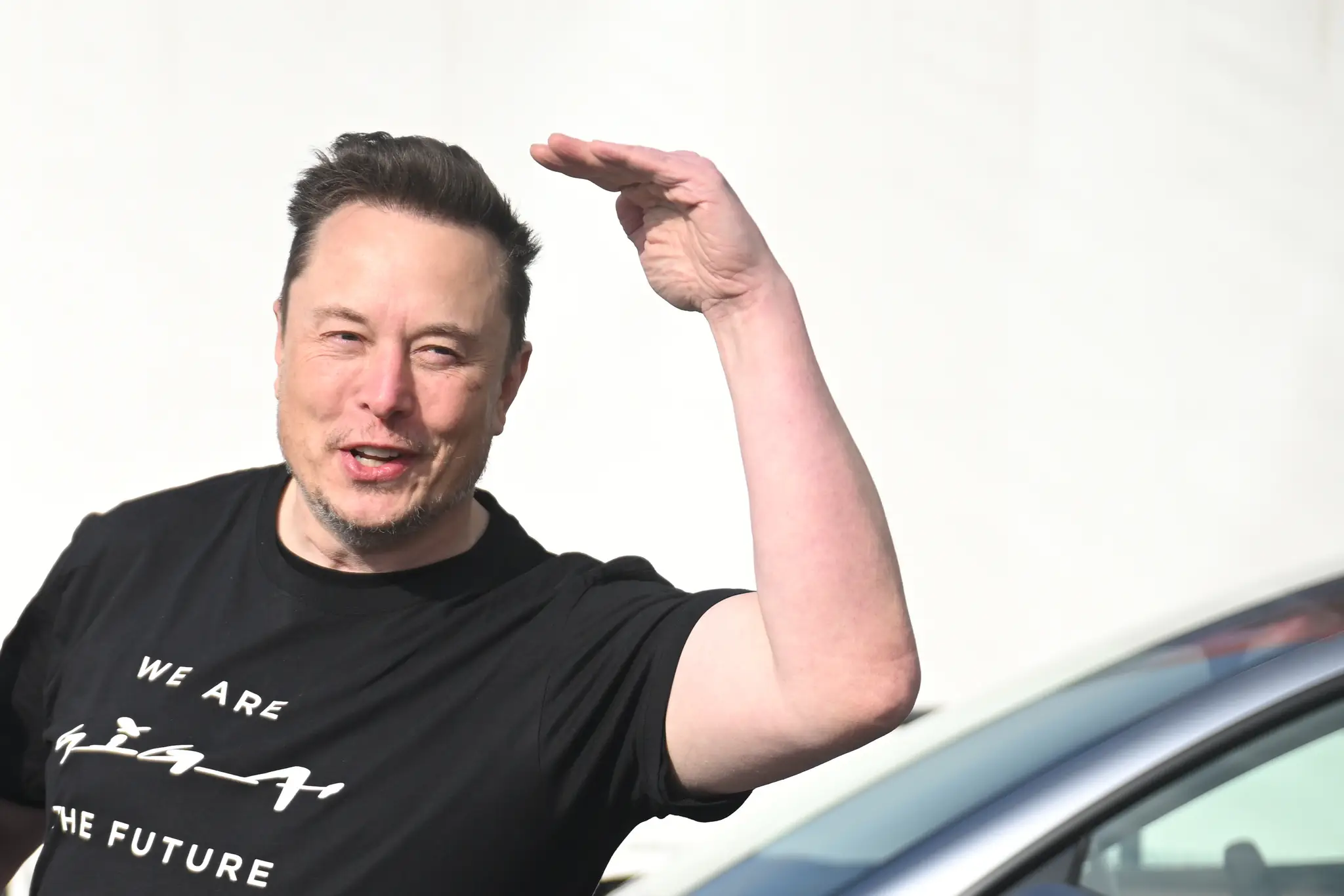 Elon Musk obhájil titul najbohatšieho človeka planéty
