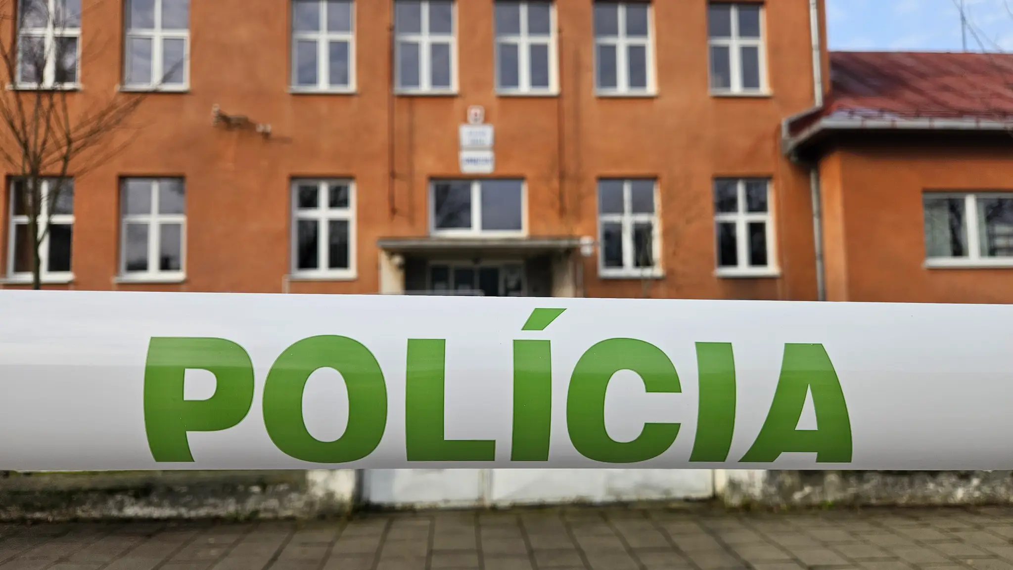 Polícia sa vracia na miesto tragédie.