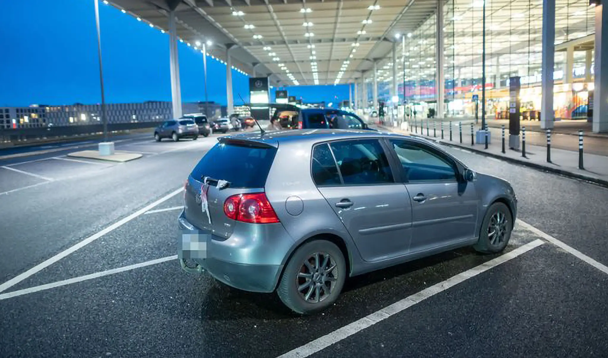Auto stálo na parkovisku viac než rok