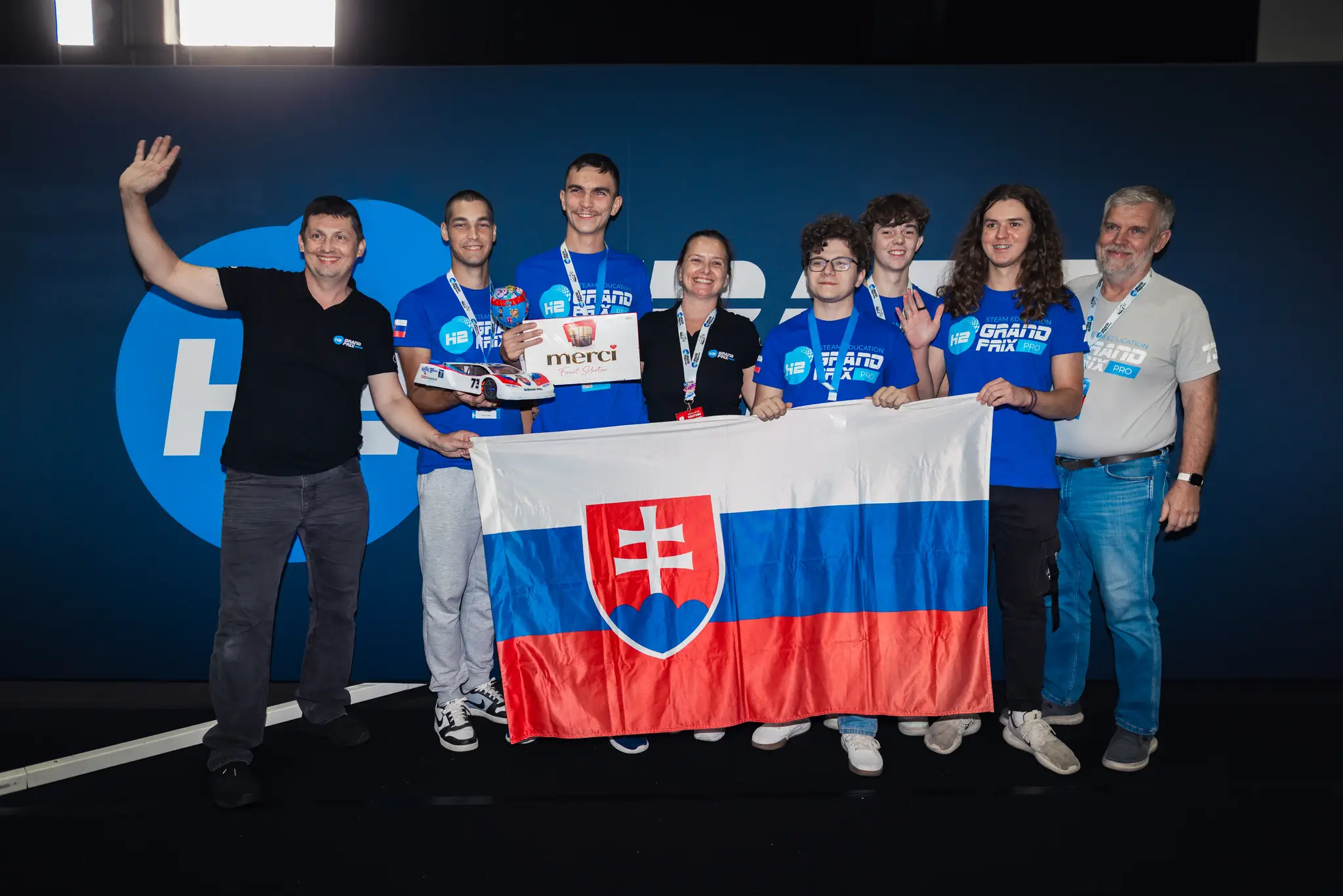 Slovenskí študenti zožali historický úspech na H2 Grand Prix World Finals 2025