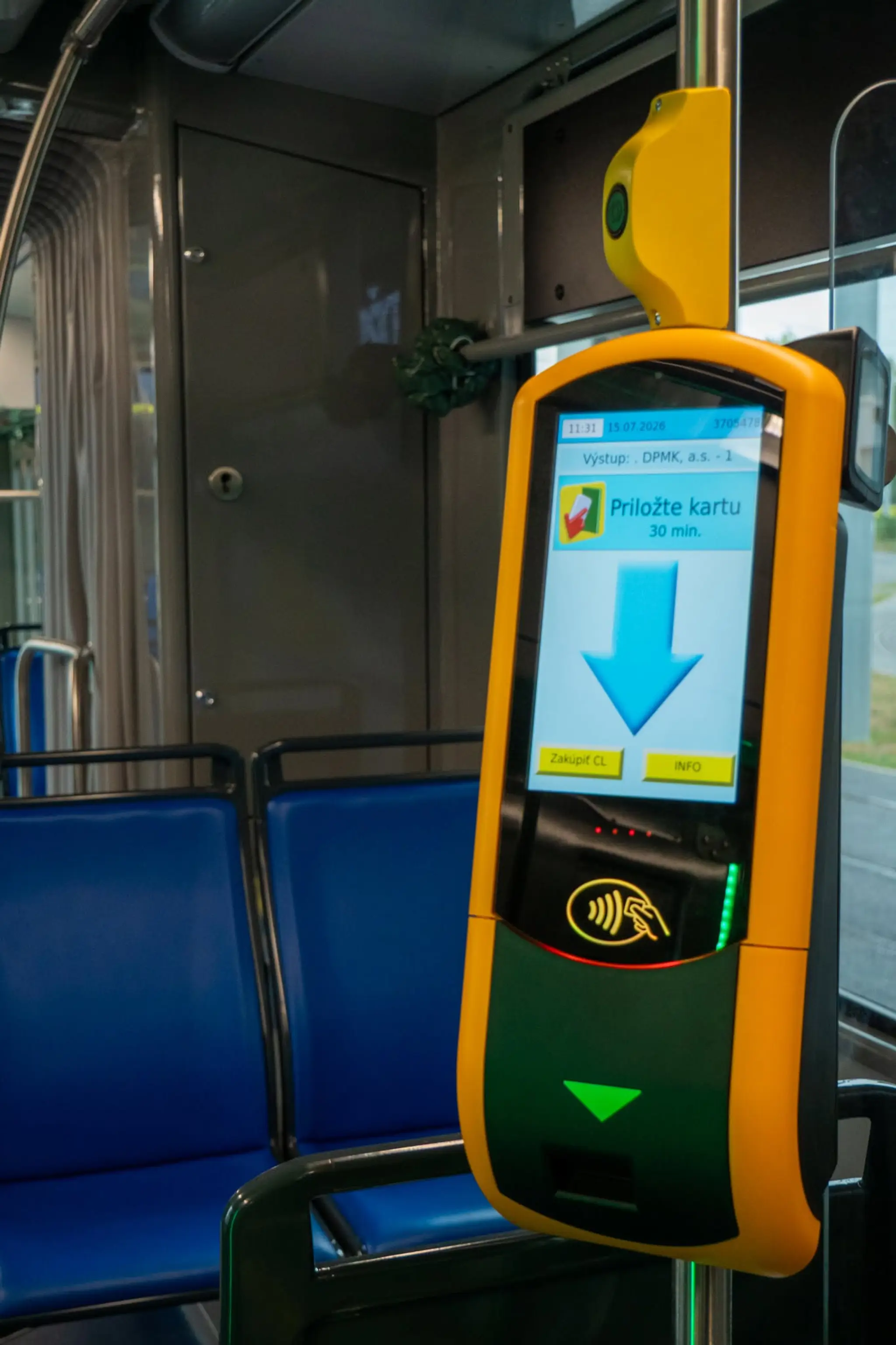 Prvá klimatizovaná električka dorazila do Košíc.
