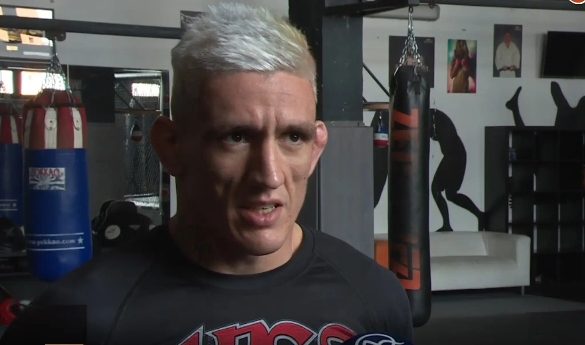 Profesionálny MMA bojovník Vojto Barborík.