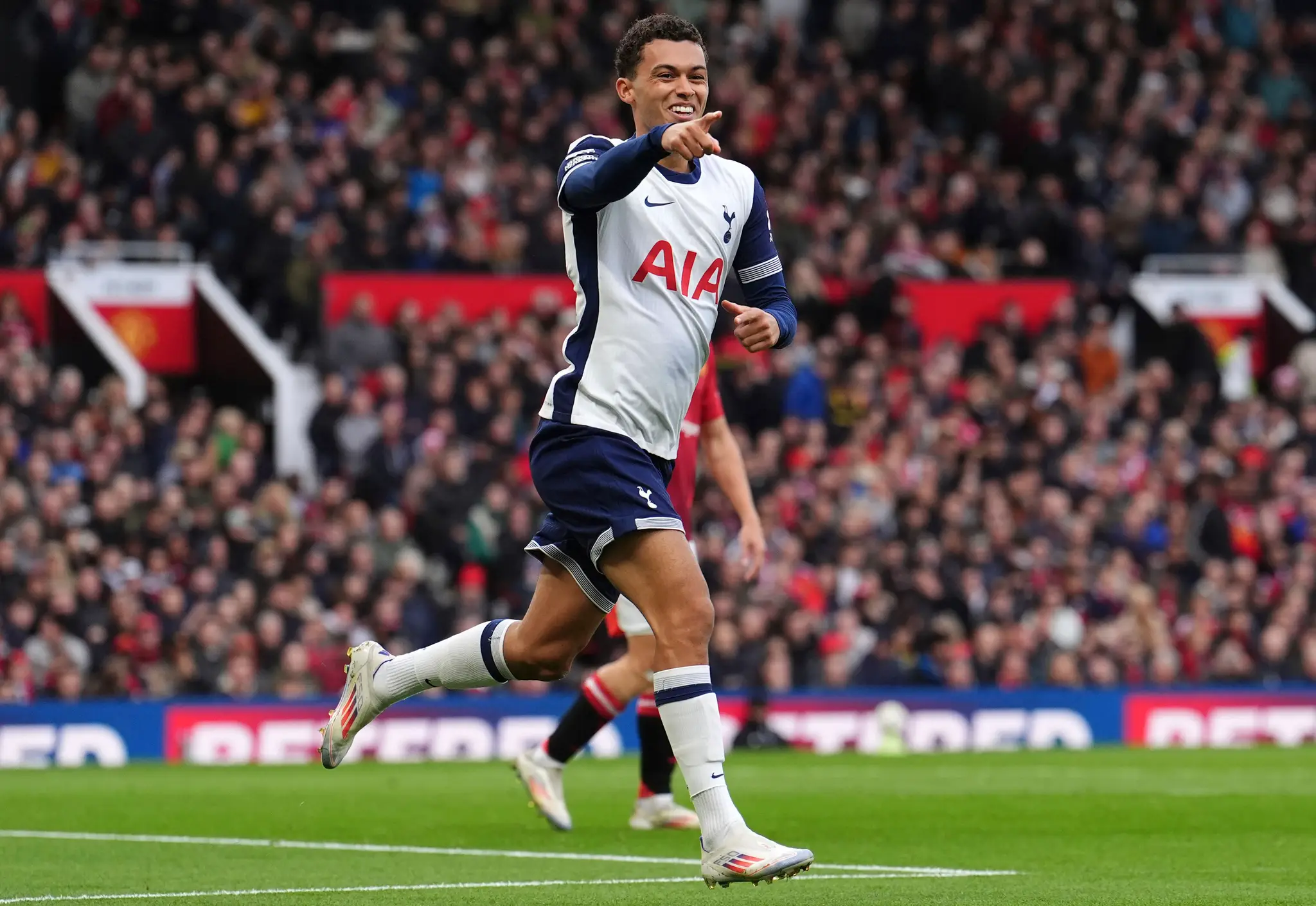 Tottenham dobyl Old Trafford.