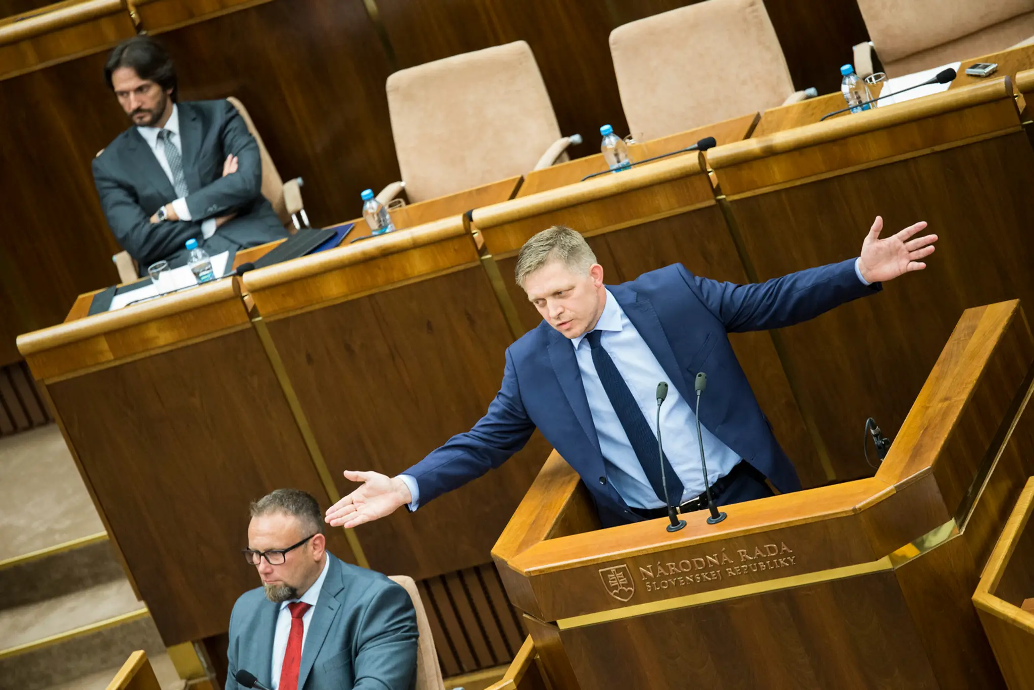 Mimoriadna schôdza Národnej rady SR, ktorú iniciovali opozičné strany SaS a OĽaNO-NOVA s cieľom vysloviť nedôveru ministrovi vnú