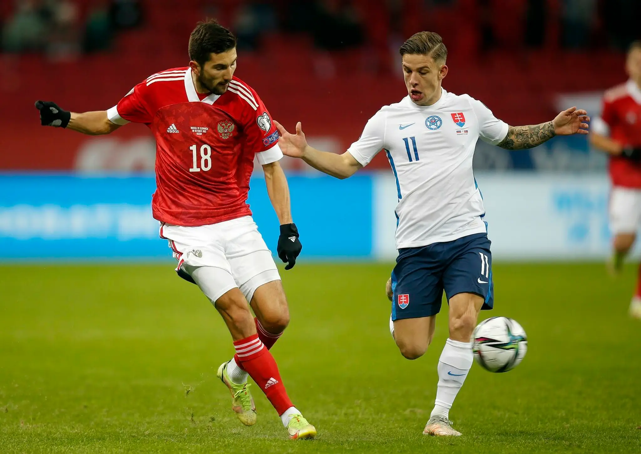 Tomáš Suslov v kvalifikačnom zápase proti Rusku.