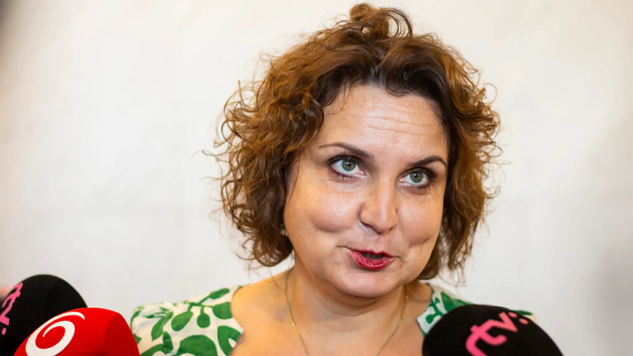 Nezaradená poslankyňa NR SR Katarína Hatráková po neotvorení schôdze. 