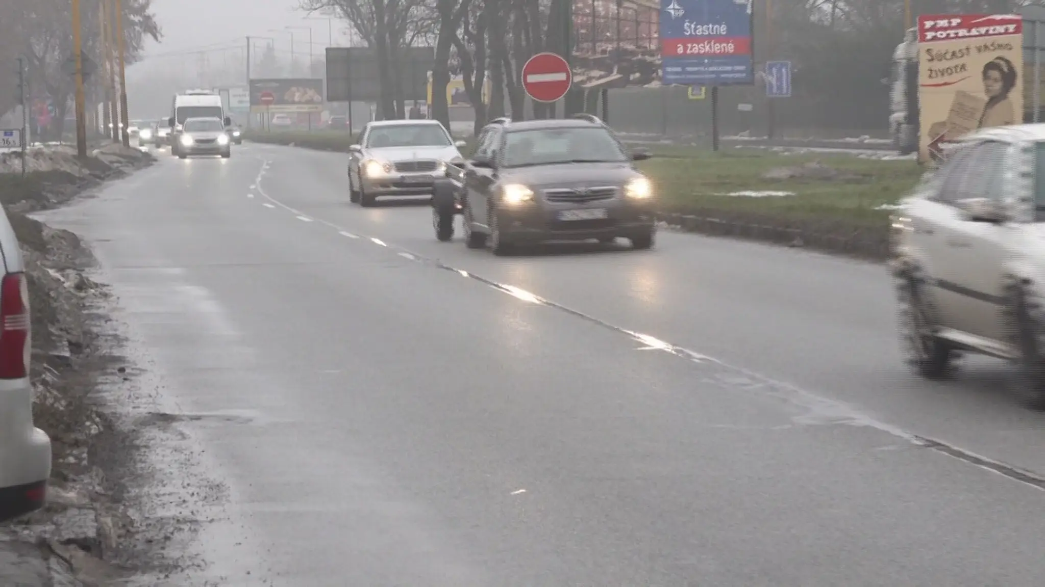 Čím staršie a výkonnejšie auto, tým drahšie. Prichádza zmena poplatkov za registráciu vozidla