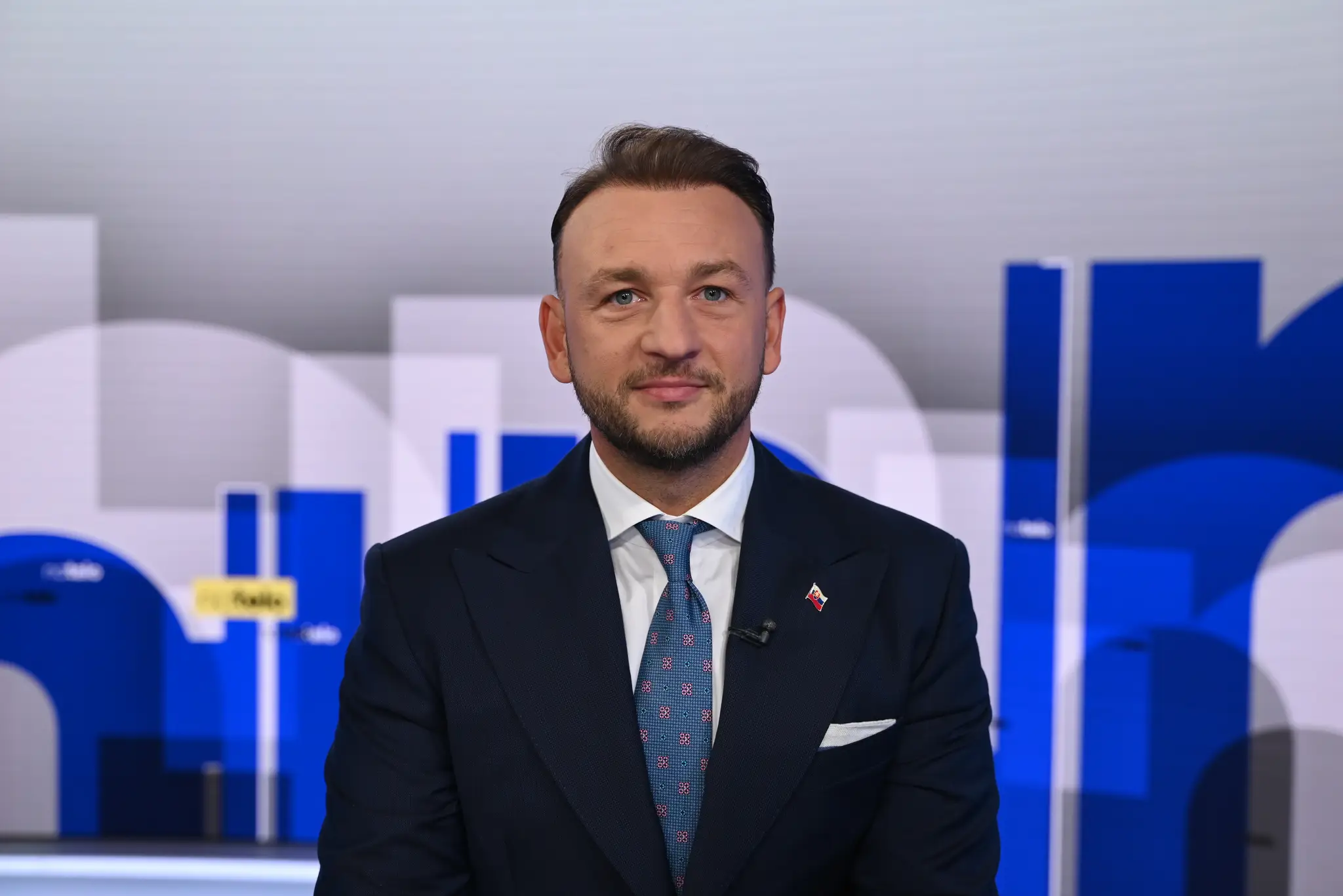 Šutaj Eštok v Na telo: Fico by sa mal už odosobniť, aj vďaka Hlasu je premiérom