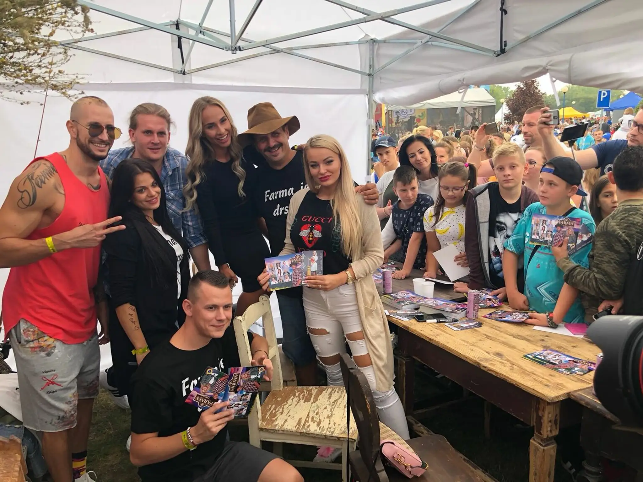 Bývalí farmári na autogramiáde v stánku Farma