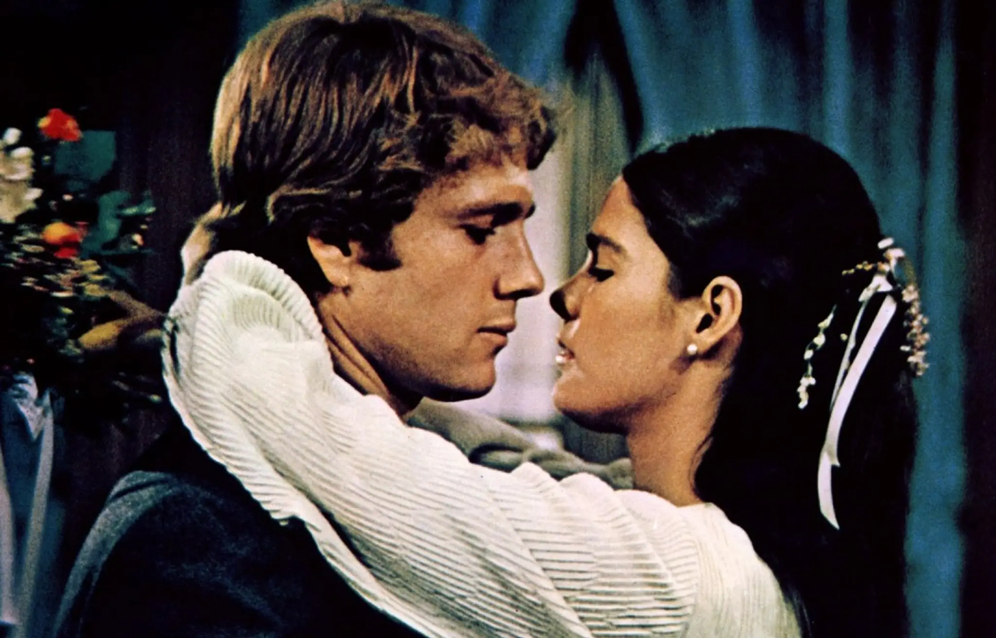 Hlavní hrdinovia filmu Love Story Ryan O'Neal a  Ali MacGraw.