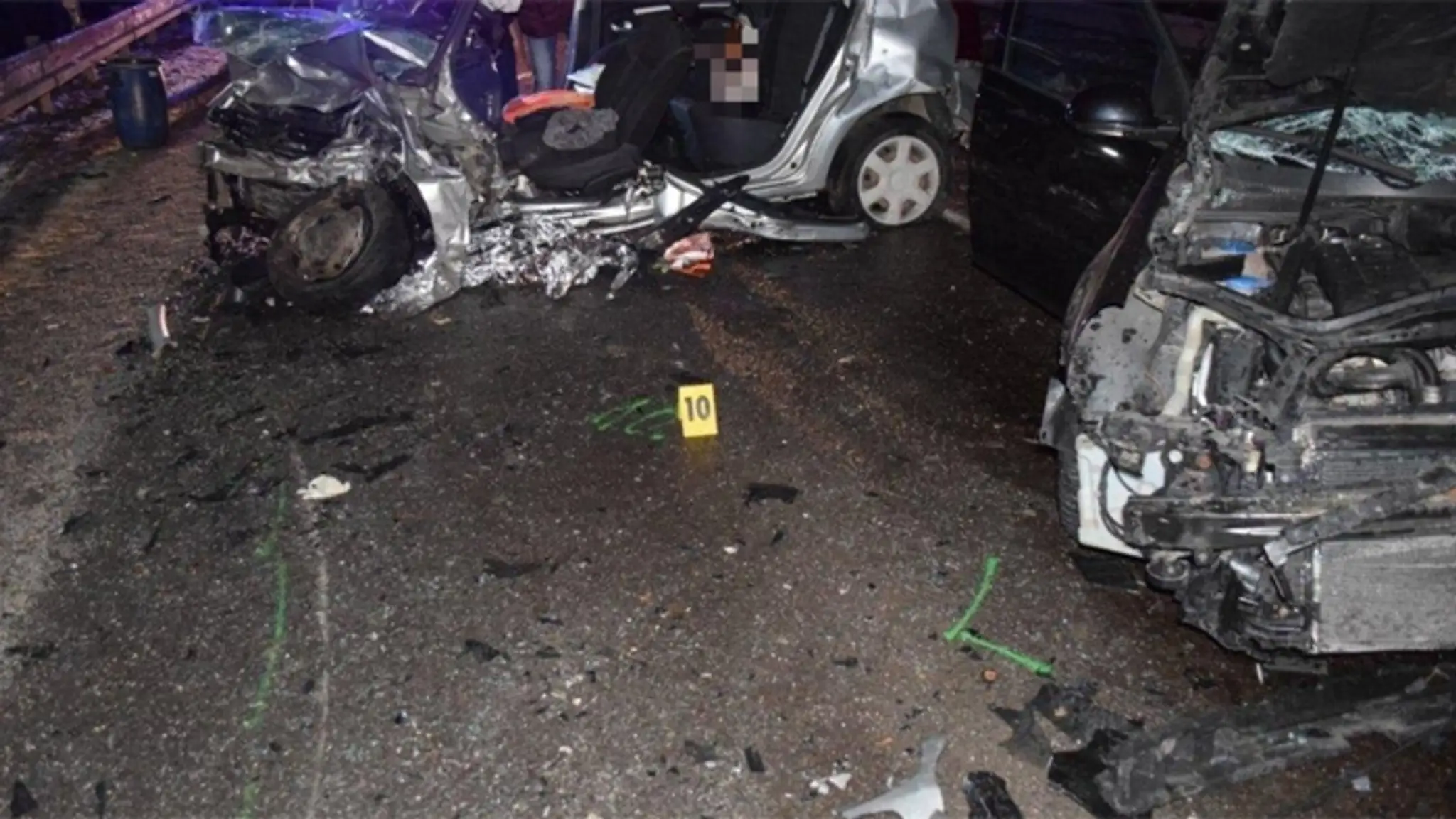 Dopravná nehoda pri Starej Turej si vyžiadala tri ťažké zranenia.