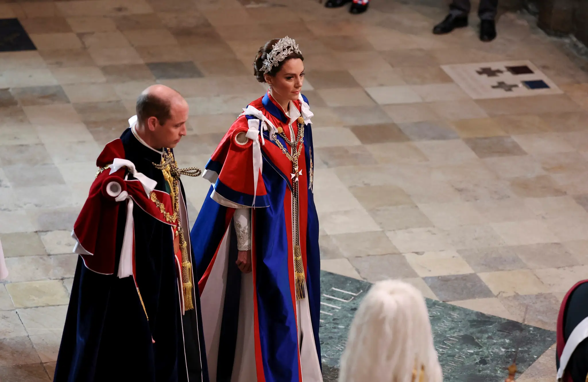 Britský princ William a Kate, princezná z Walesu, prichádzajú na korunováciu kráľa Karola III. vo Westminsterskom opátstve