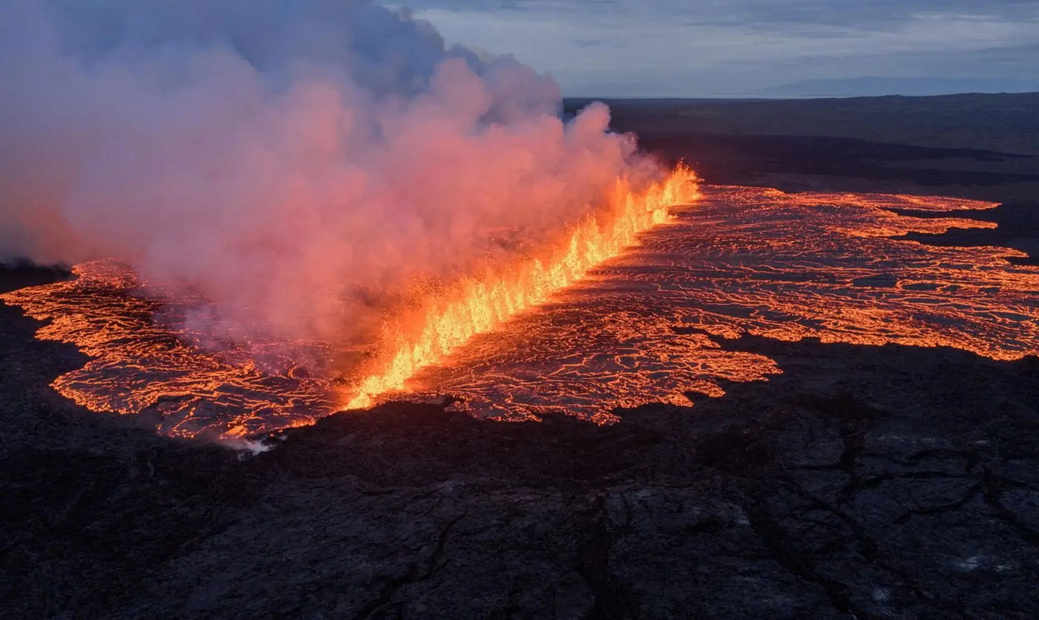 Na Islande vybuchla sopka.