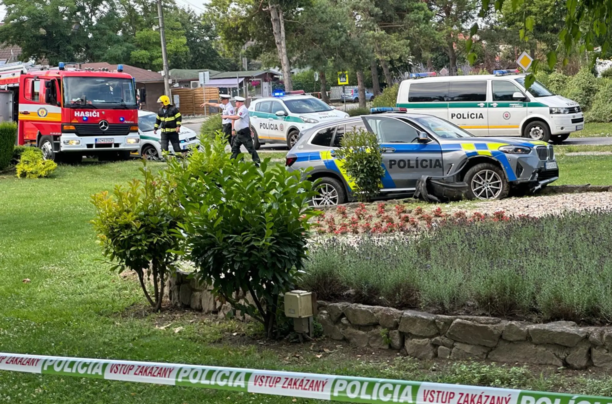 Policajná naháňačka v Tomášove.