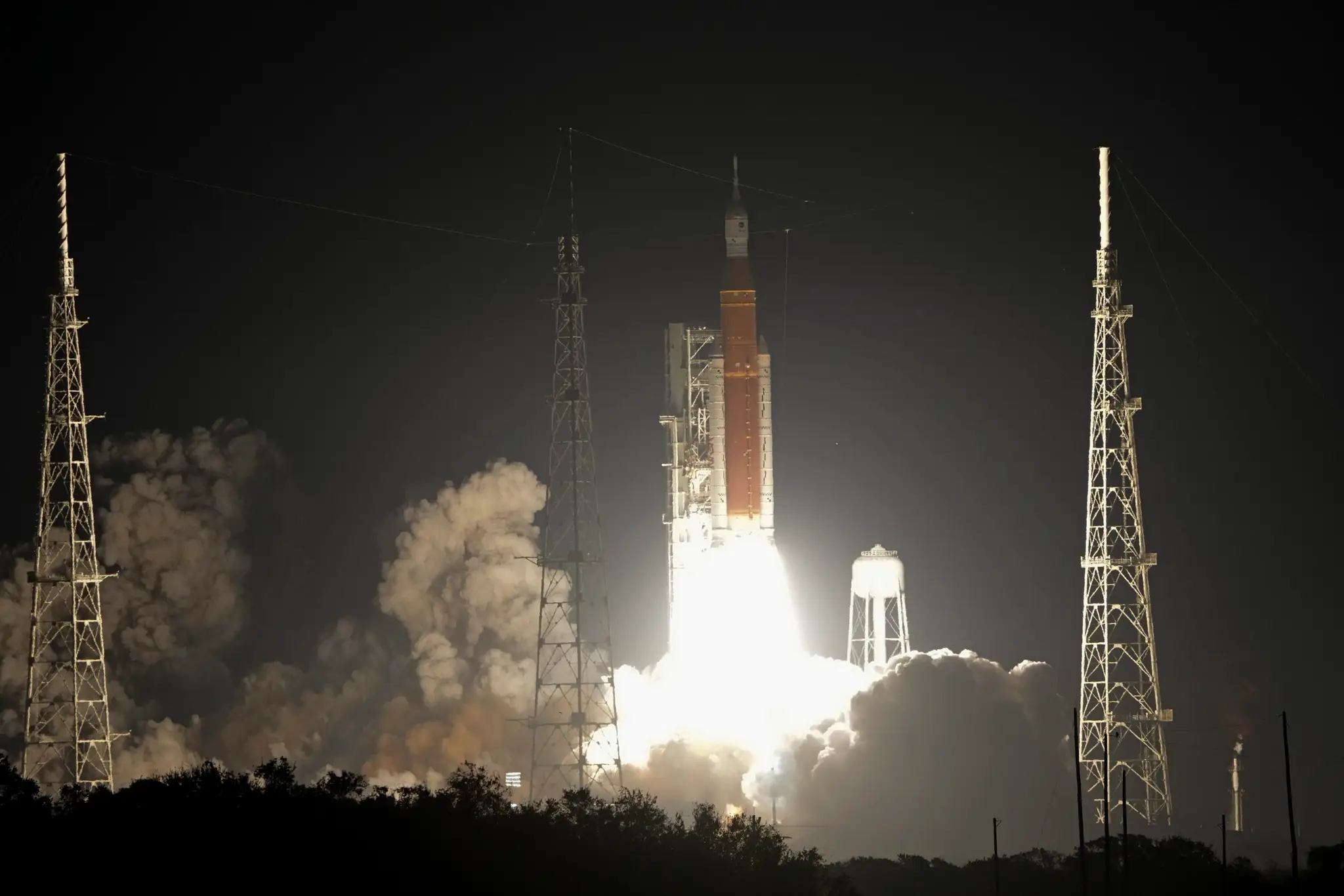 Štart rakety Artemis.