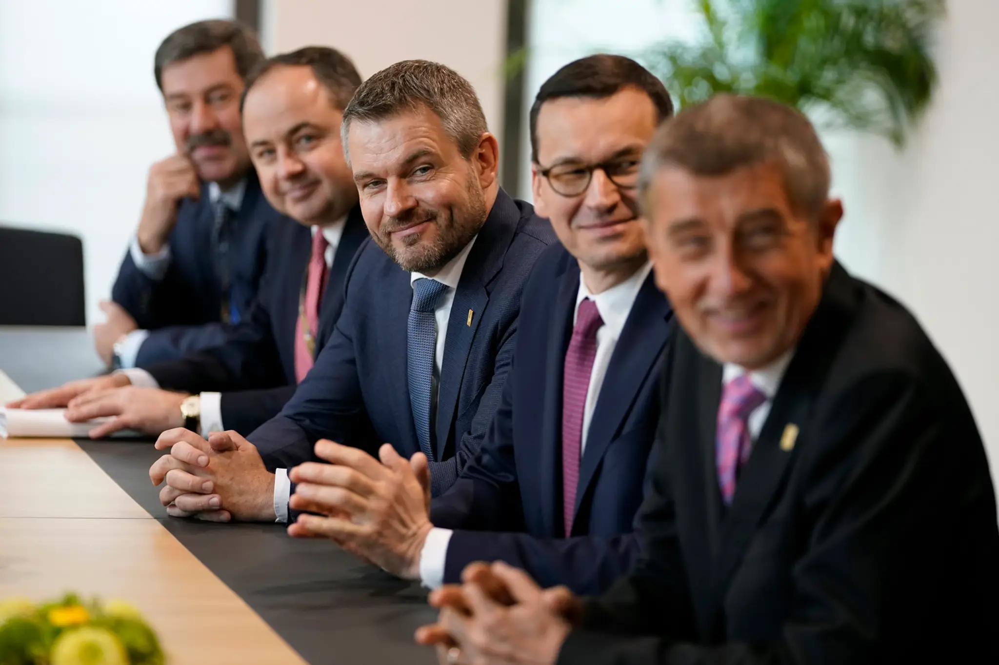 Chancellor Jhon z Brescie oslavuje gól proti Neapolu.
