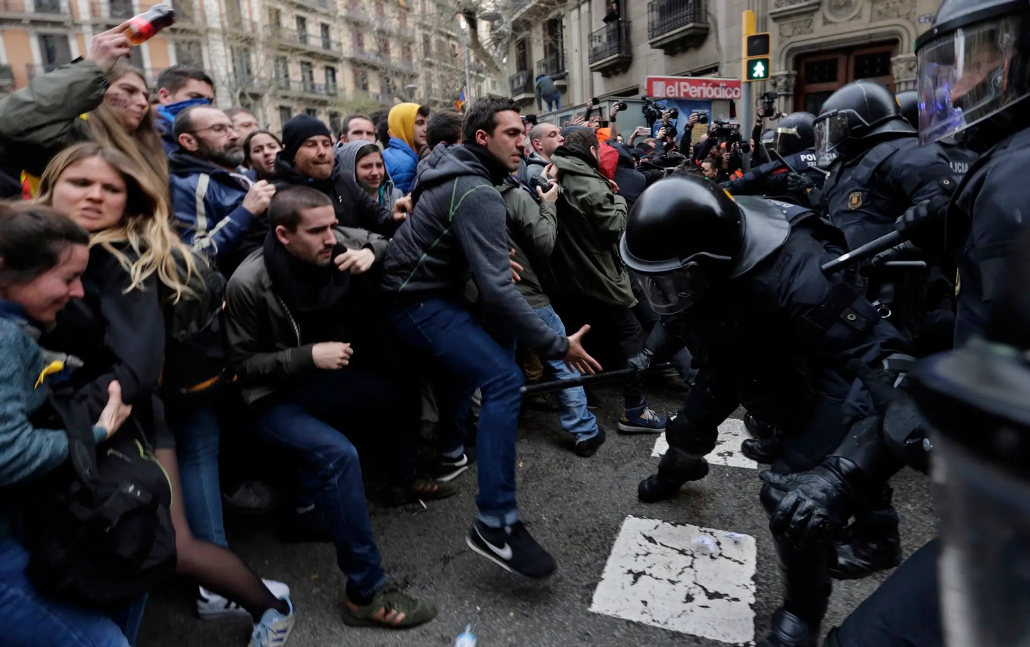 Násilné protesty v Katalánsku