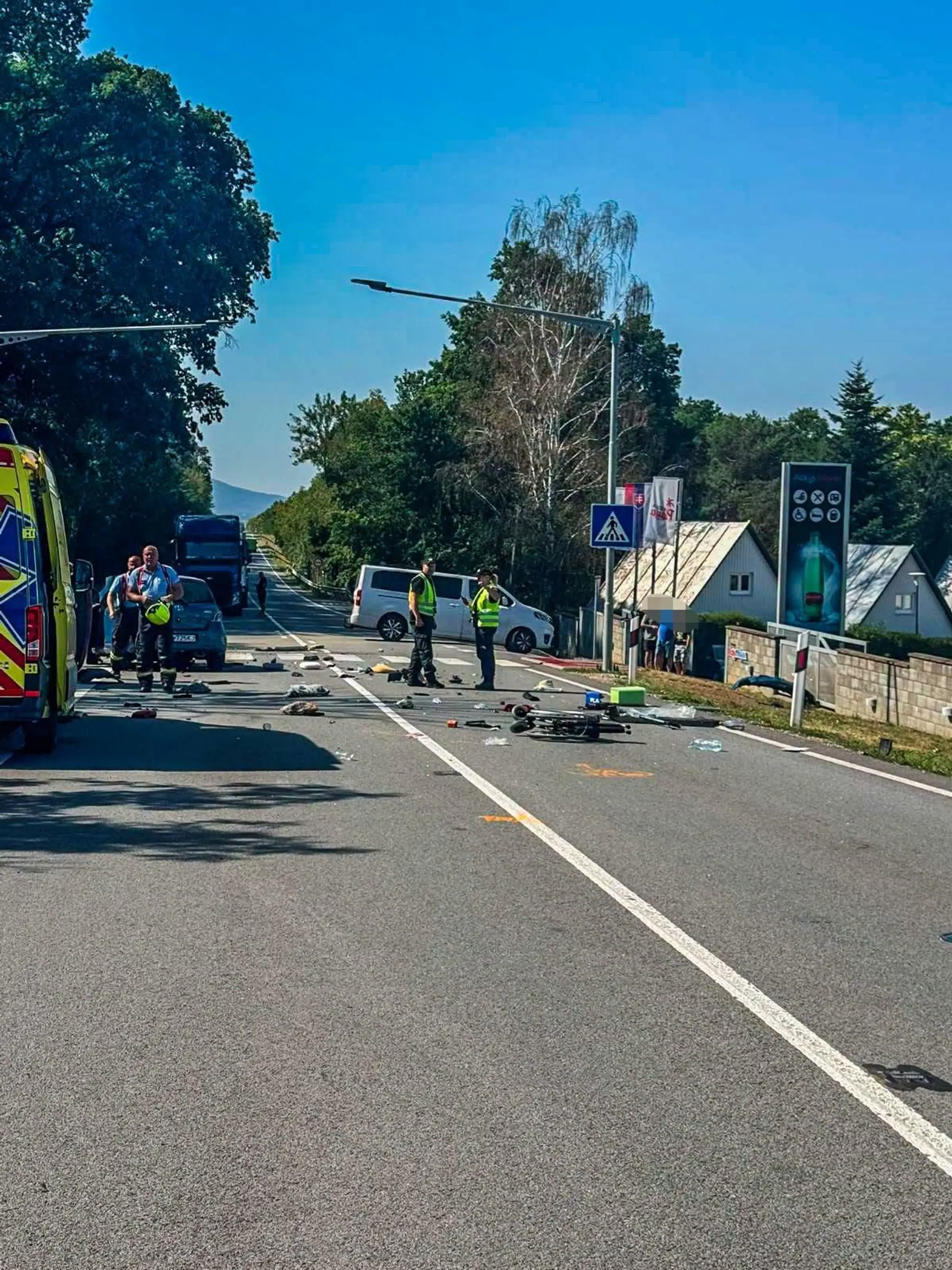 Nehoda pri obci Veľaty