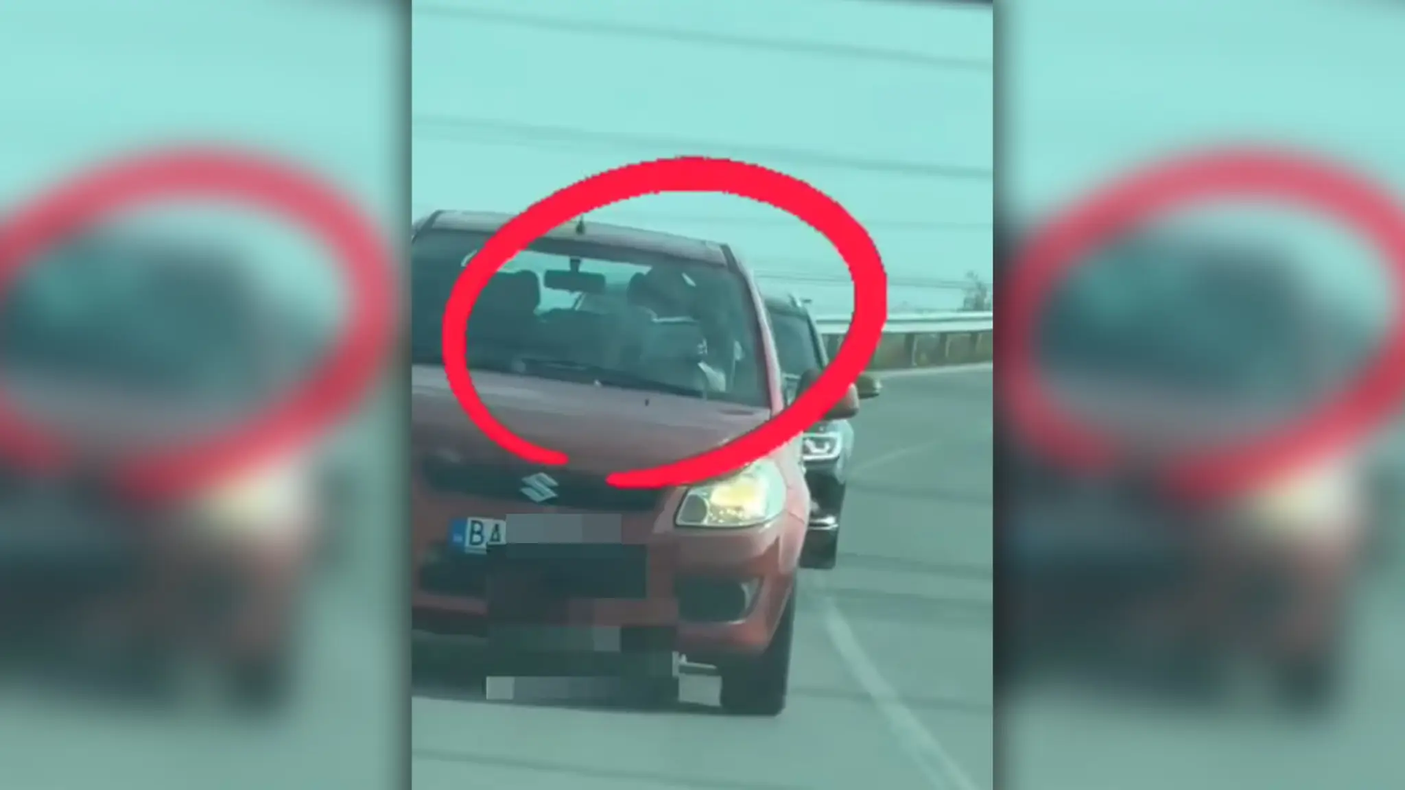 Čítal knihu počas šoférovania. 