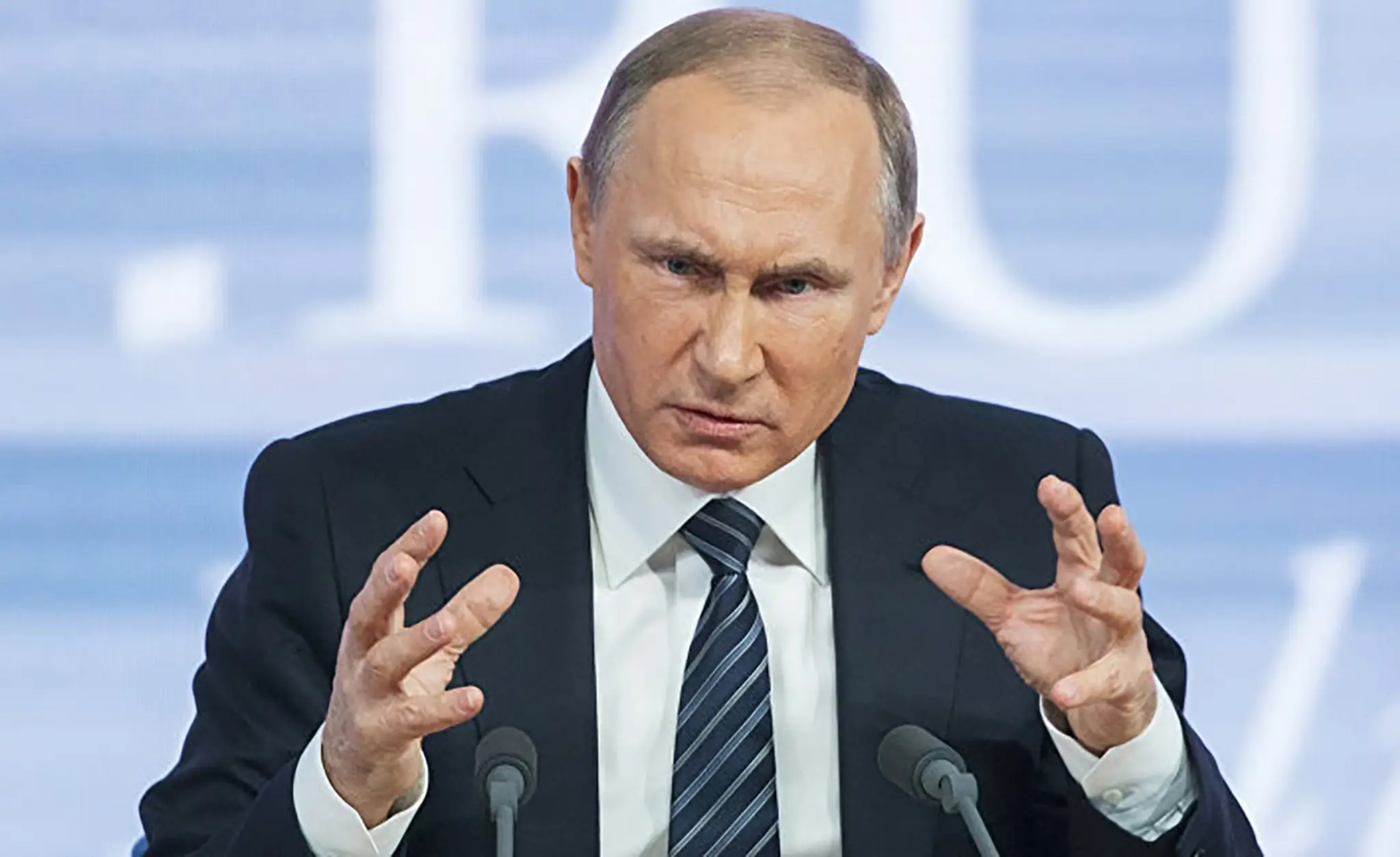 nahnevaný Putin Vladimir 