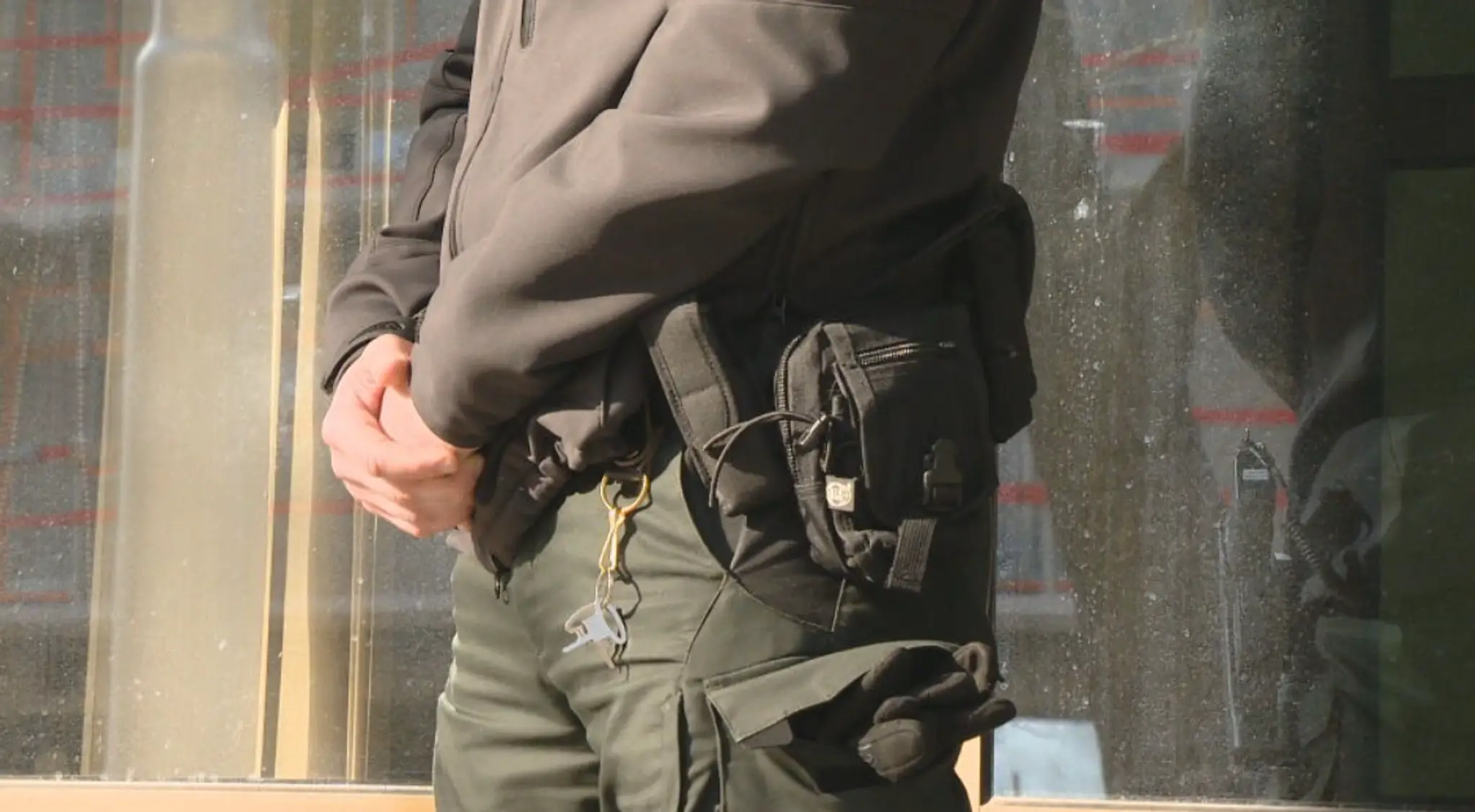 Policajt.