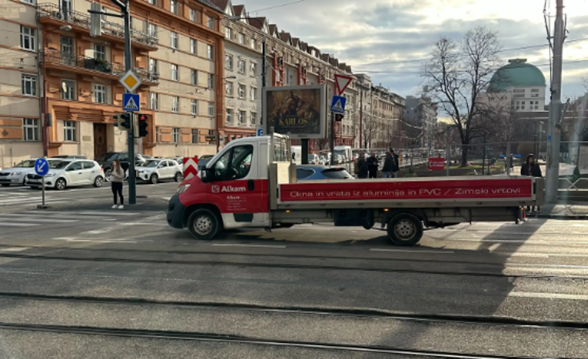 Zásah NAKA v Bratislave.
