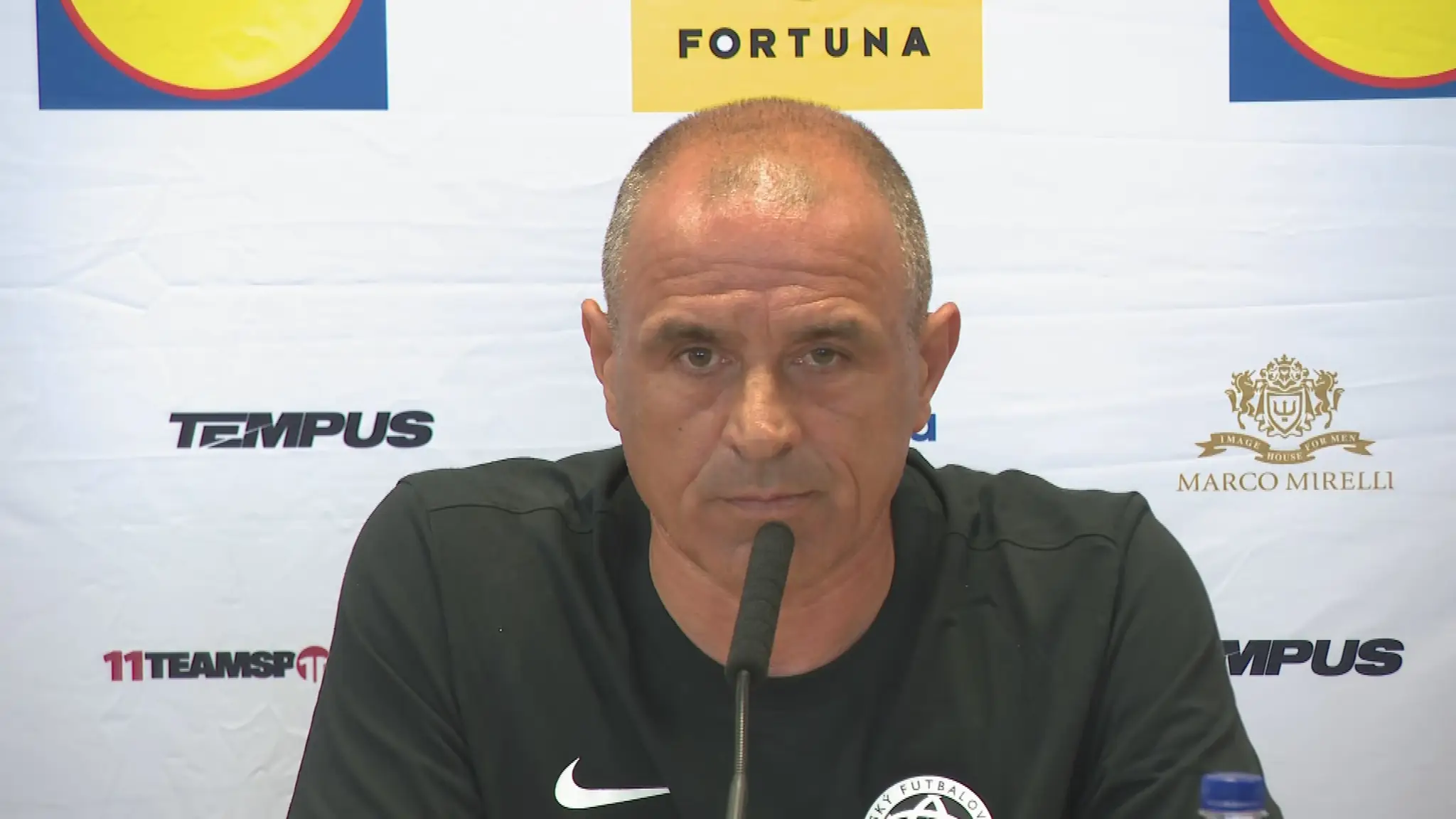 Tréner slovenskej futbalovej reprezentácie Francesco Calzona.