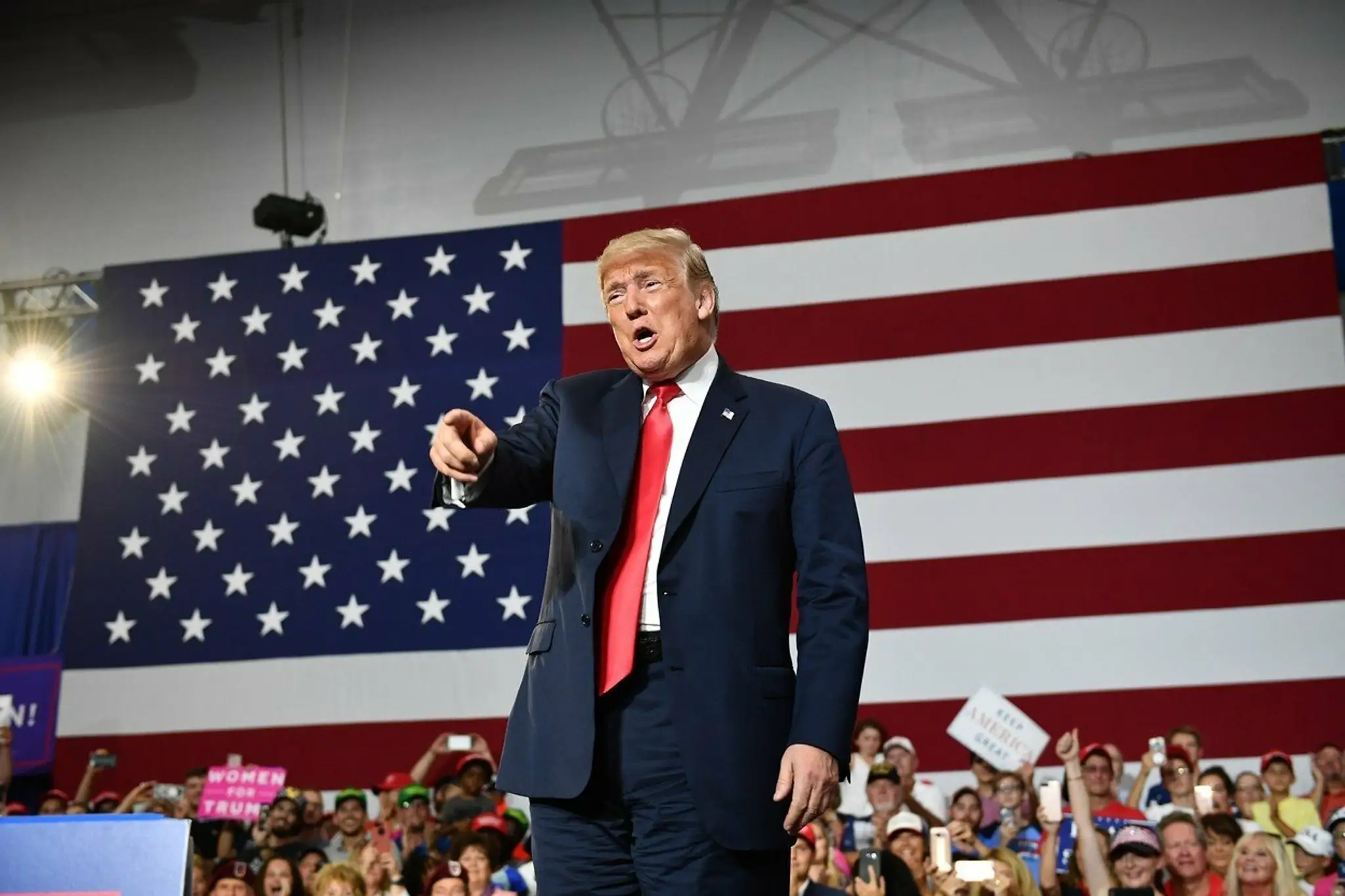 Pezident USA Donald Trump reční na mítingu v Columbuse.