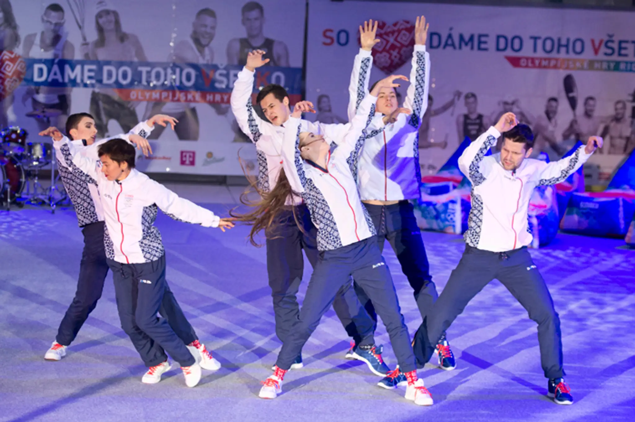 Oficiálne oblečenie pre stupne víťazov na olympiáde v Rio.
