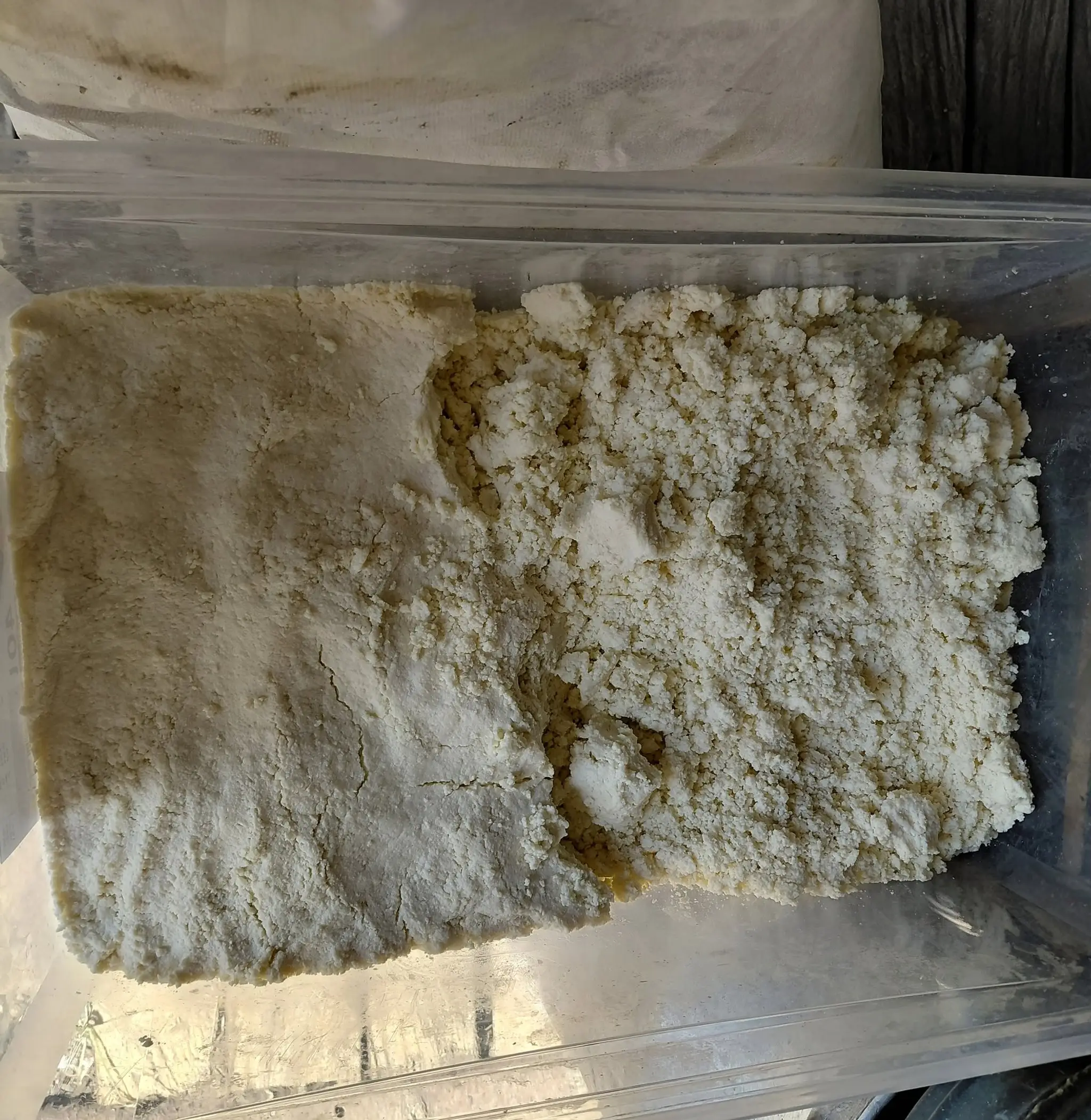Vo výrobkoch, ktoré predávali na nelegálnom salaši, potvrdili salmonelu.