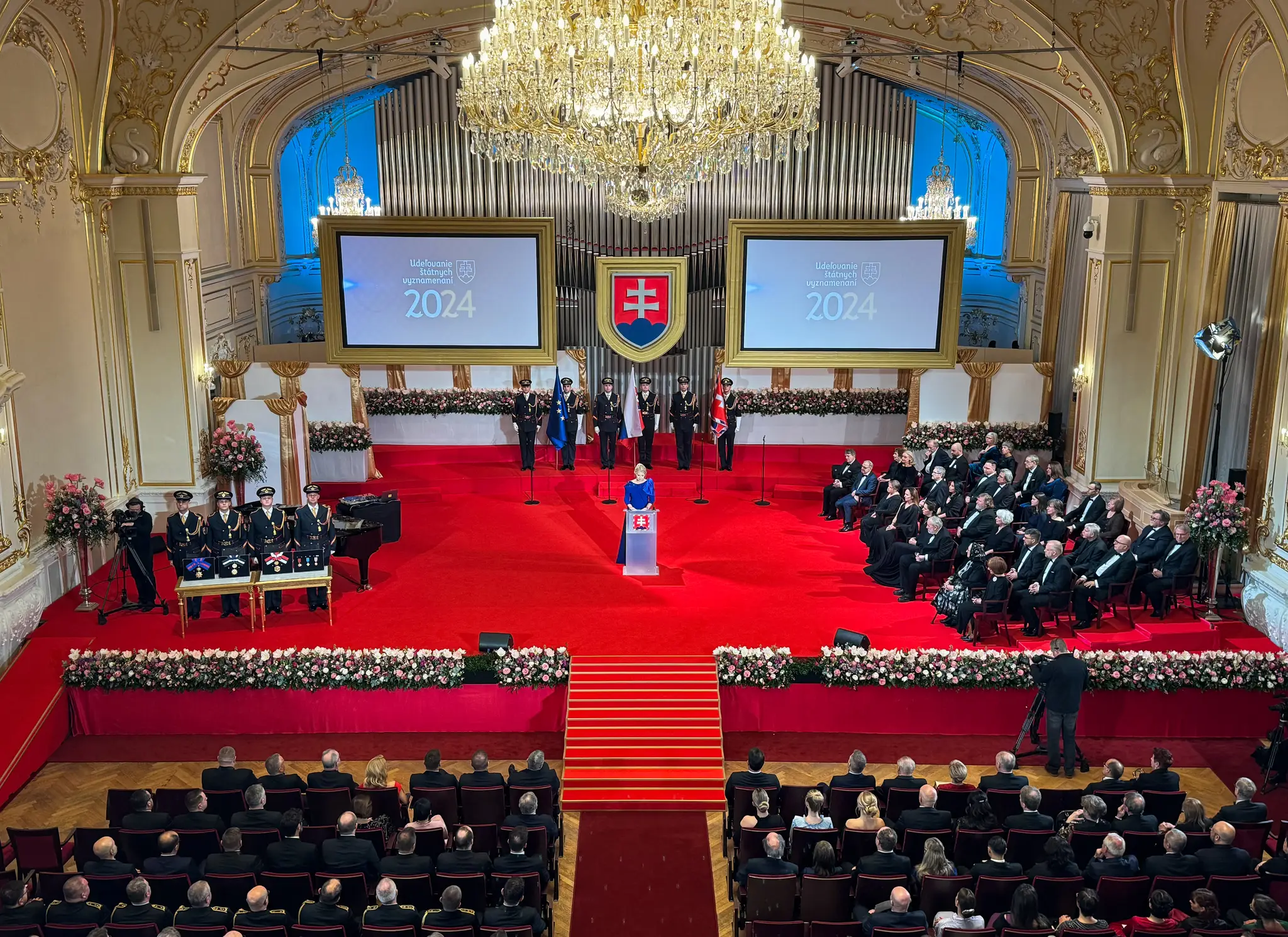 Sála Slovenskej filharmónie počas príhovoru prezidentky Zuzany Čaputovej.