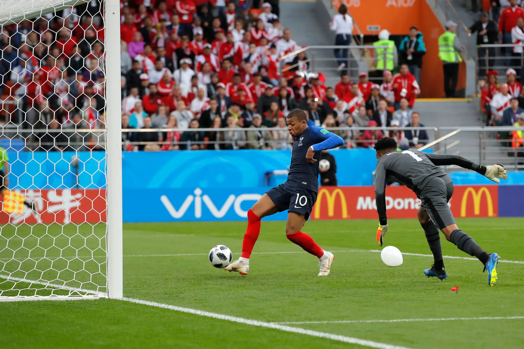 Kylian Mbappe sa postaral o výhru Francúzska nad Peru.
