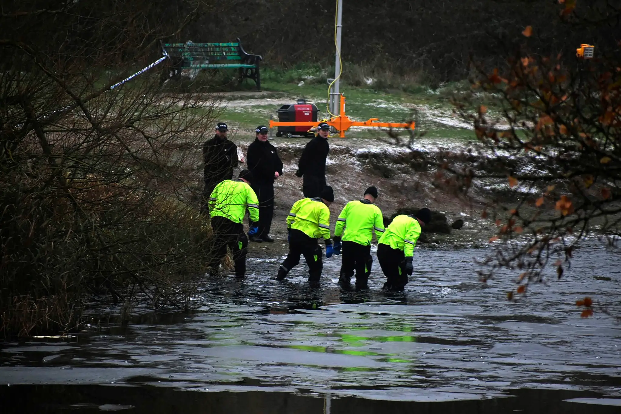 Policajti v Británii.