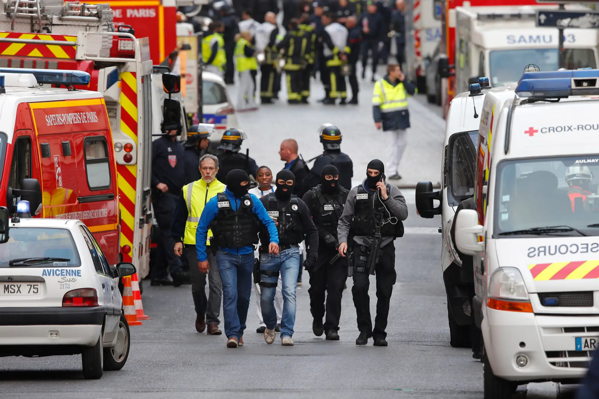 Policajná razia v Saint Denis
