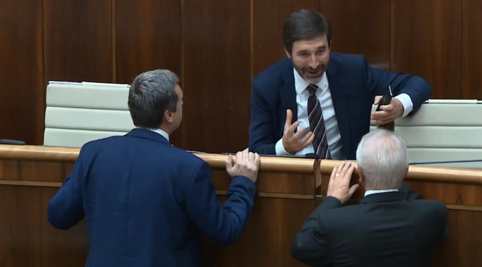 Politici.