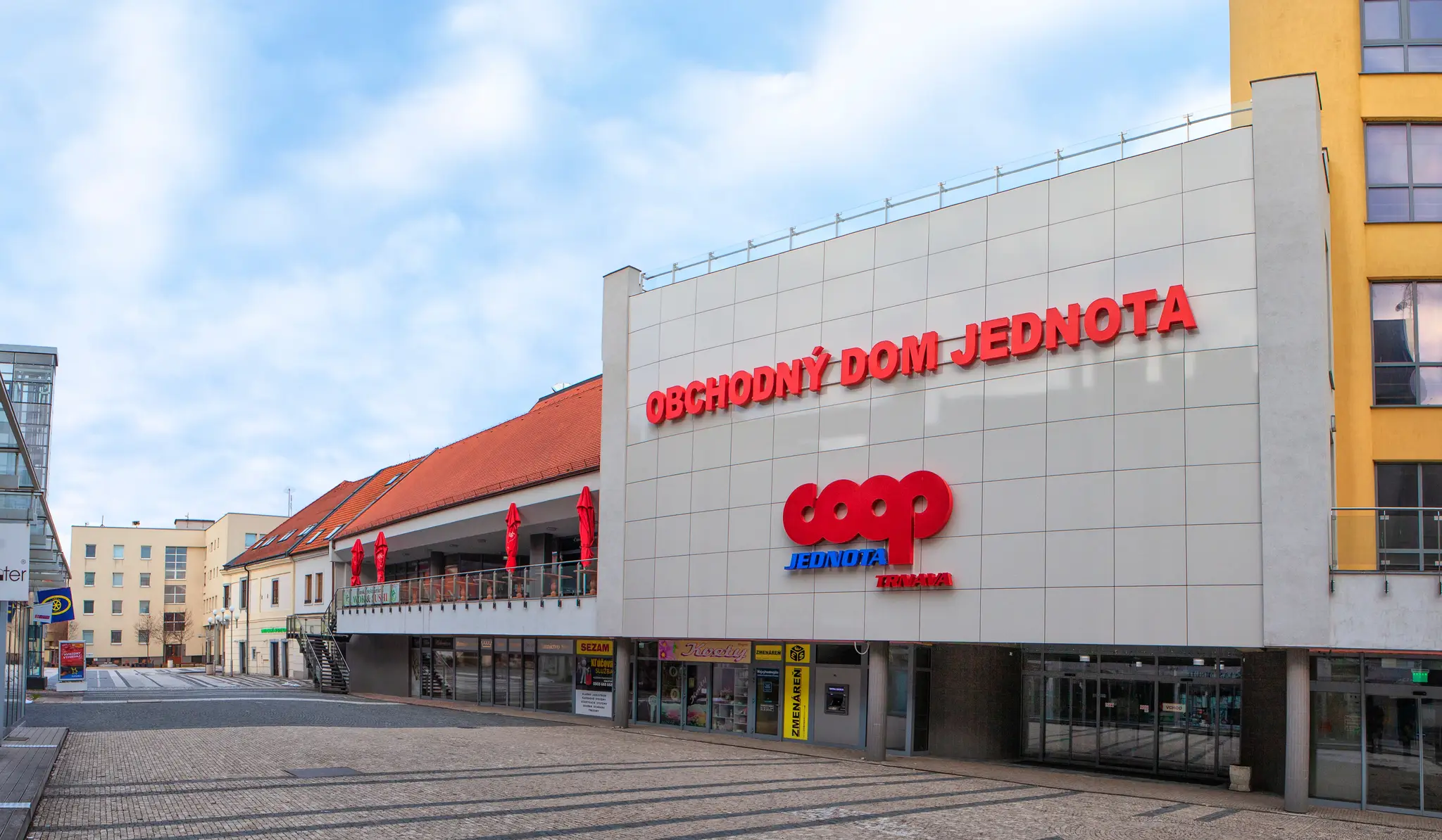 Obchodný dom COOP Jednota