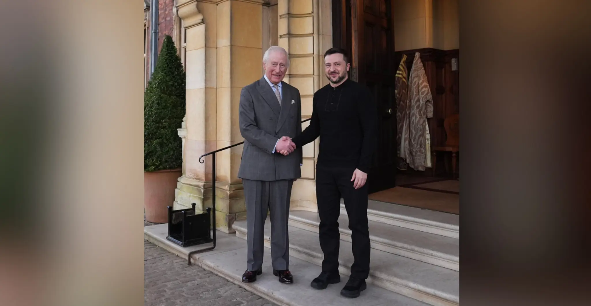 Po summite západných lídrov sa Zelenskyj stretol s kráľom Karolom III.