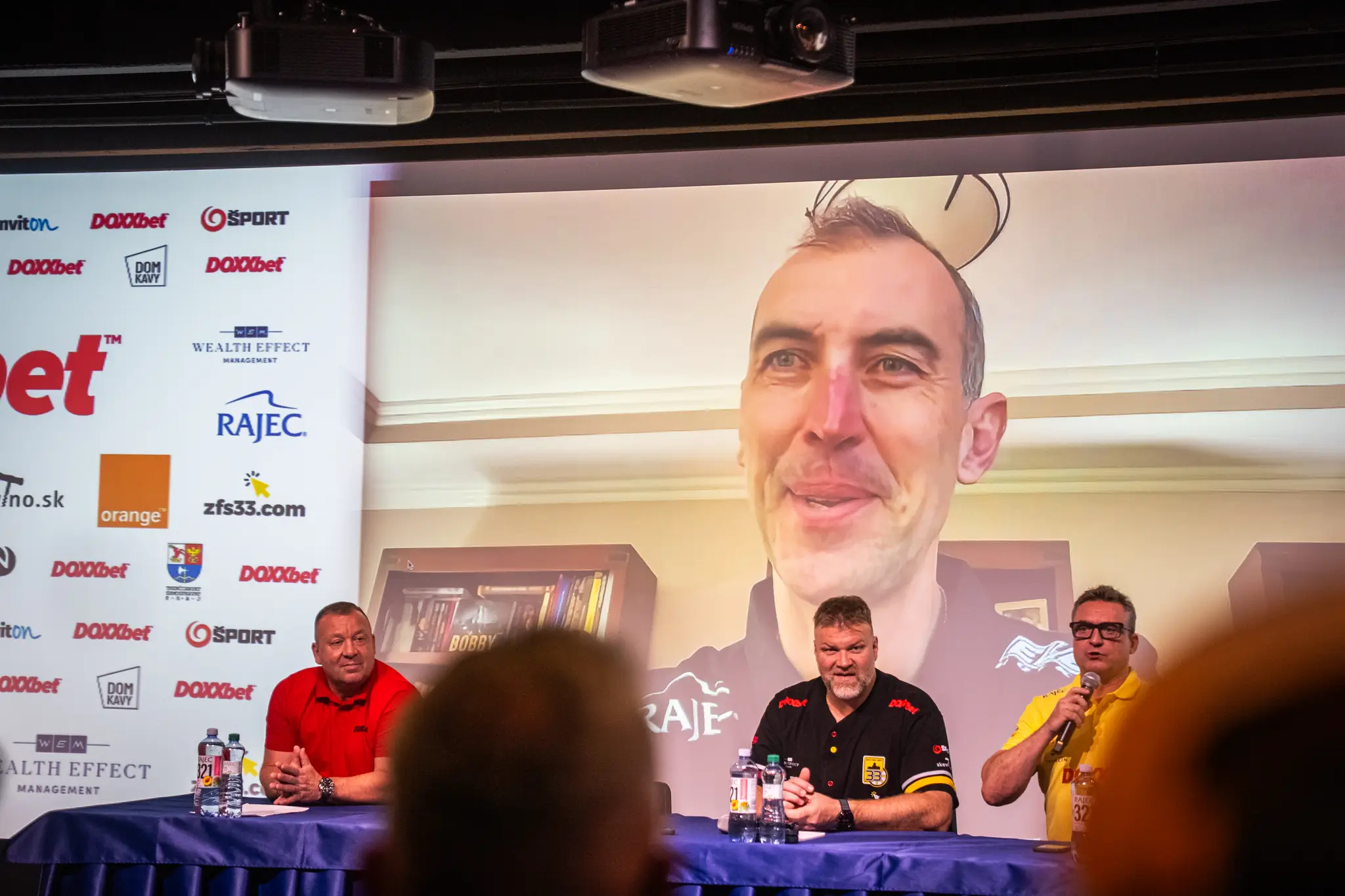 Chára mení dres a prináša hviezdnu exhibíciu do Trenčína