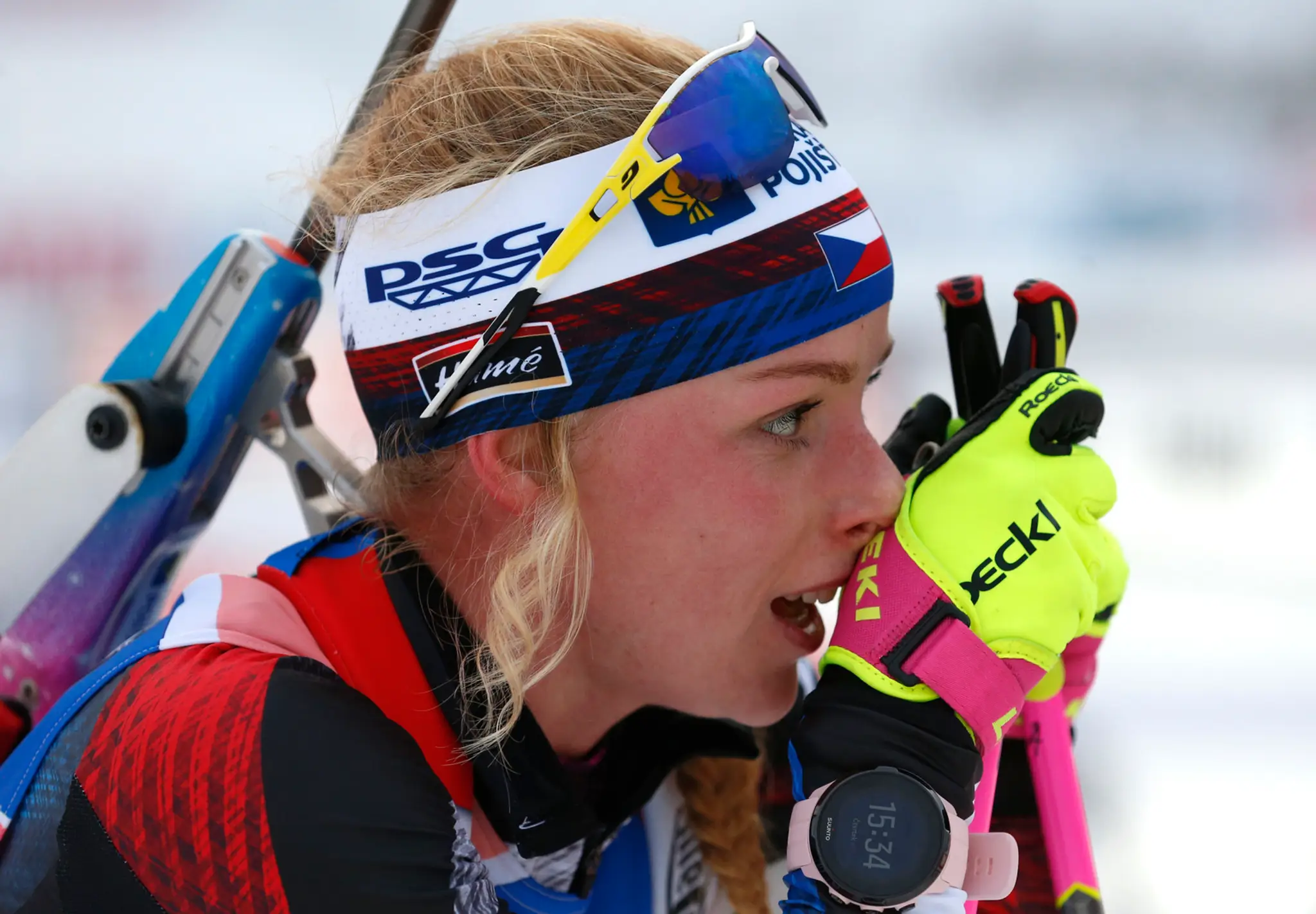 Biatlonistka Markéta Davidová reaguje po vo vytrvalostných pretekoch na 15km v Pokljuke.