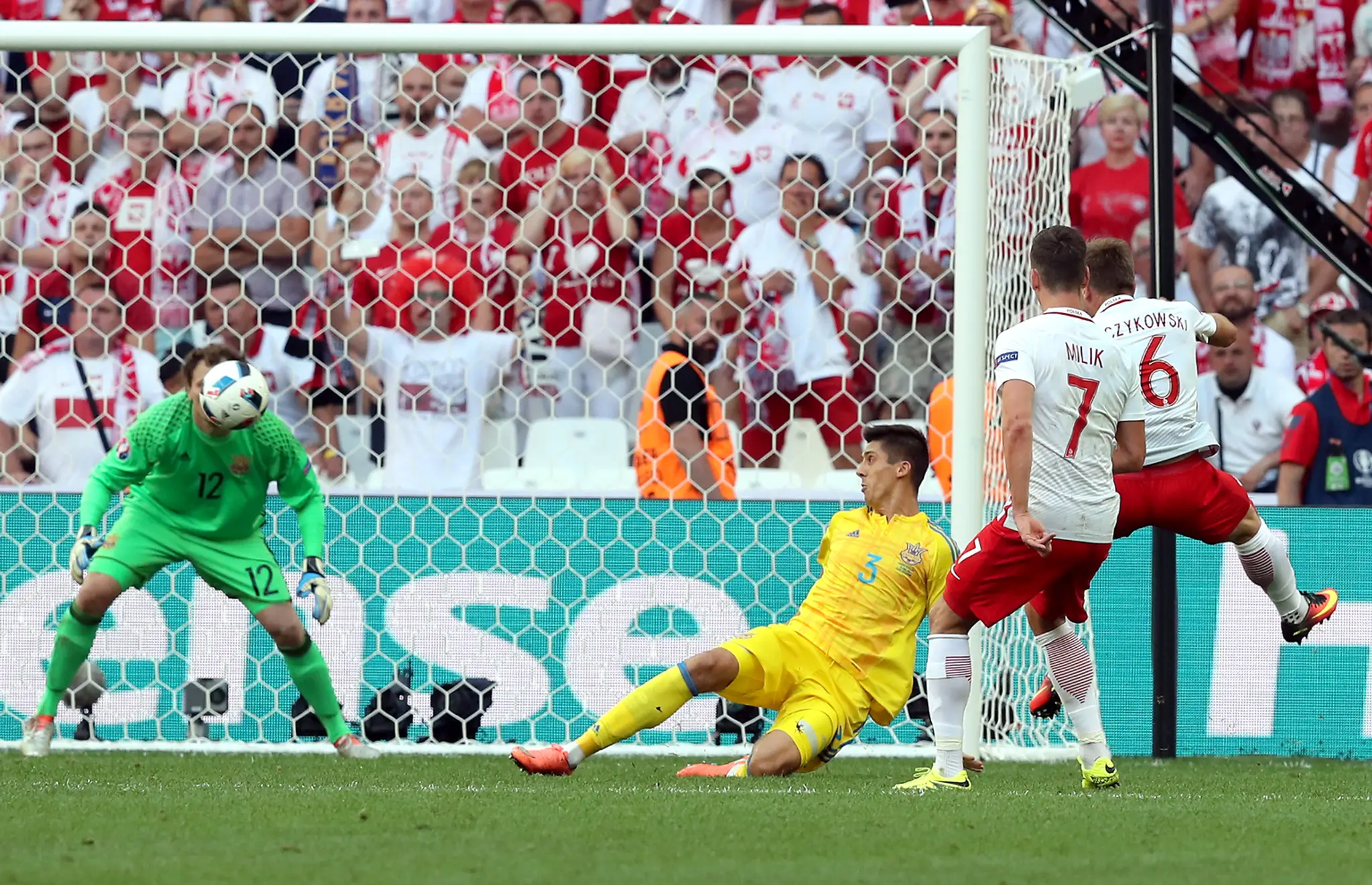 Jediný gól duelu Poľska a Ukrajiny, o ktorý sa postaral Poliak Jakub Blaszczykowski.