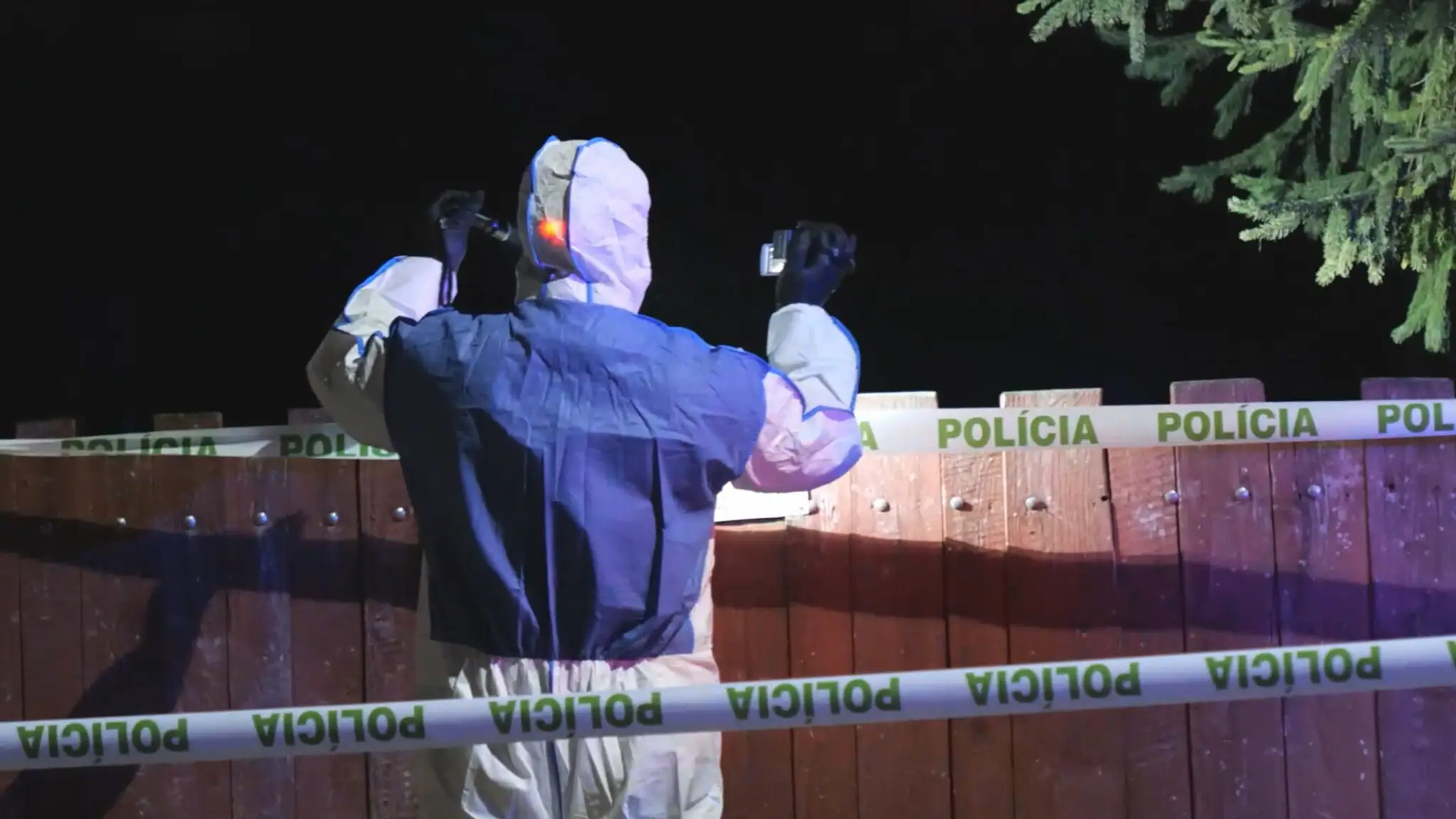 Polícia zadržala podozrivého z vraždy vo Veľkých Dvorníkoch, je ním mladší brat obete