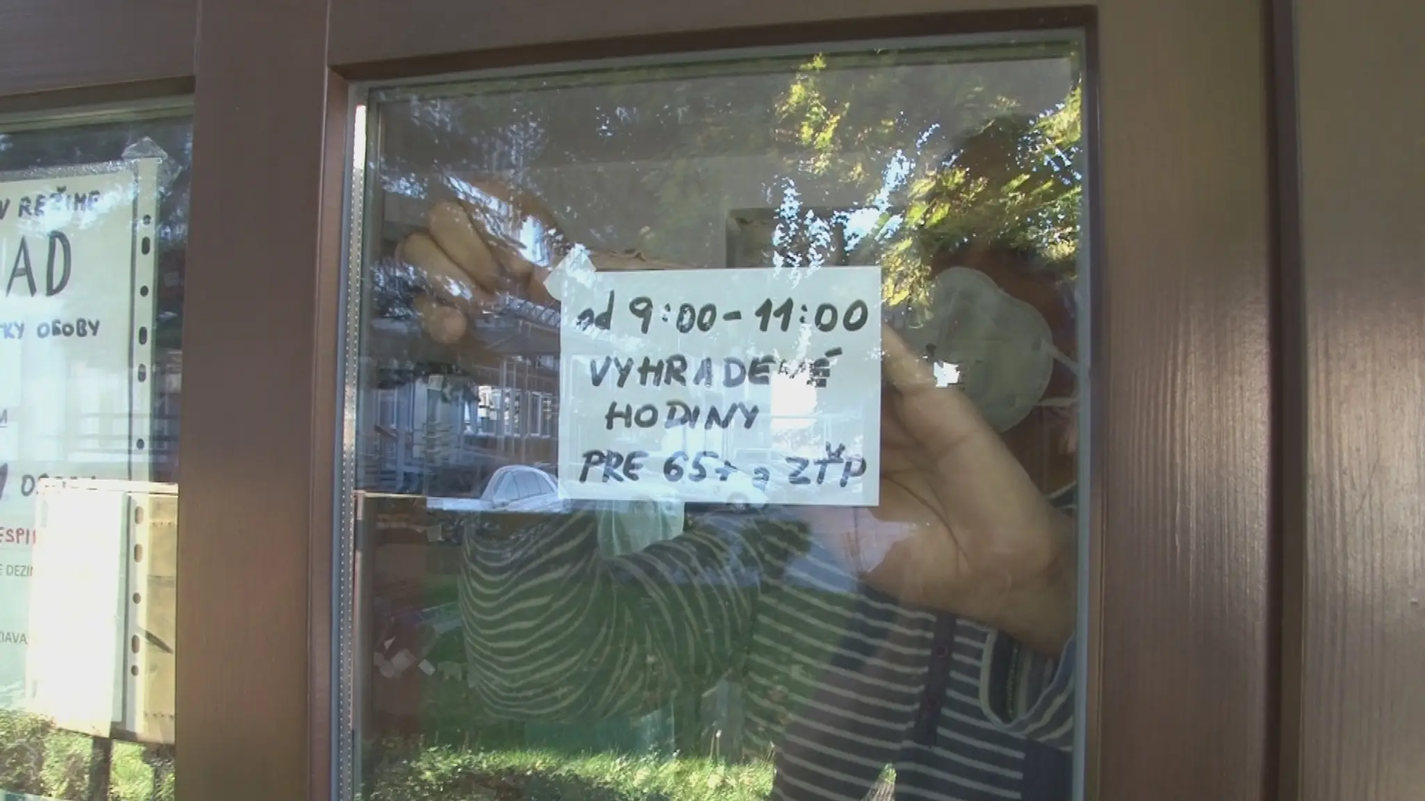 Vyhradené hodiny pre seniorov
