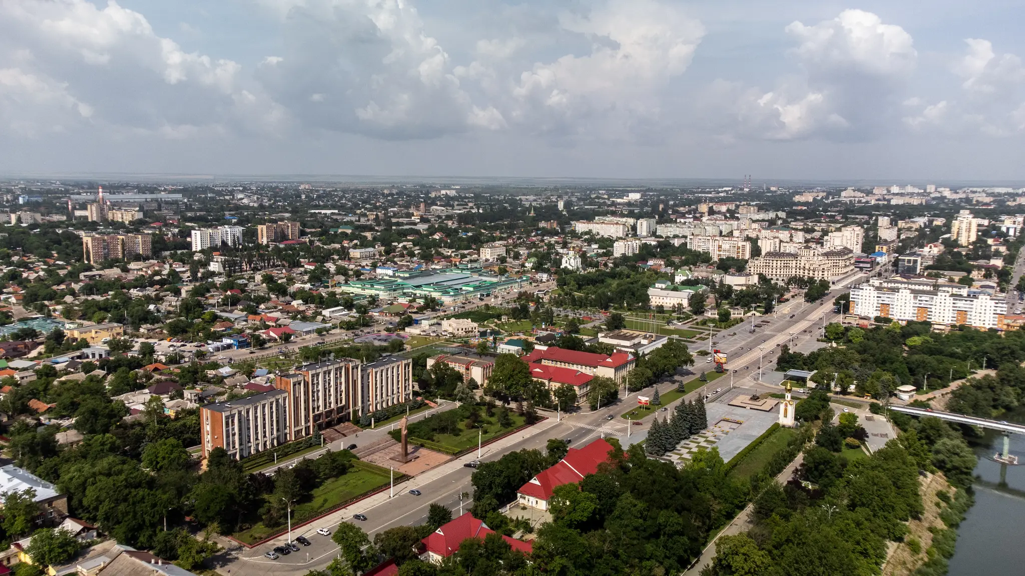 shutterstock_2053514213