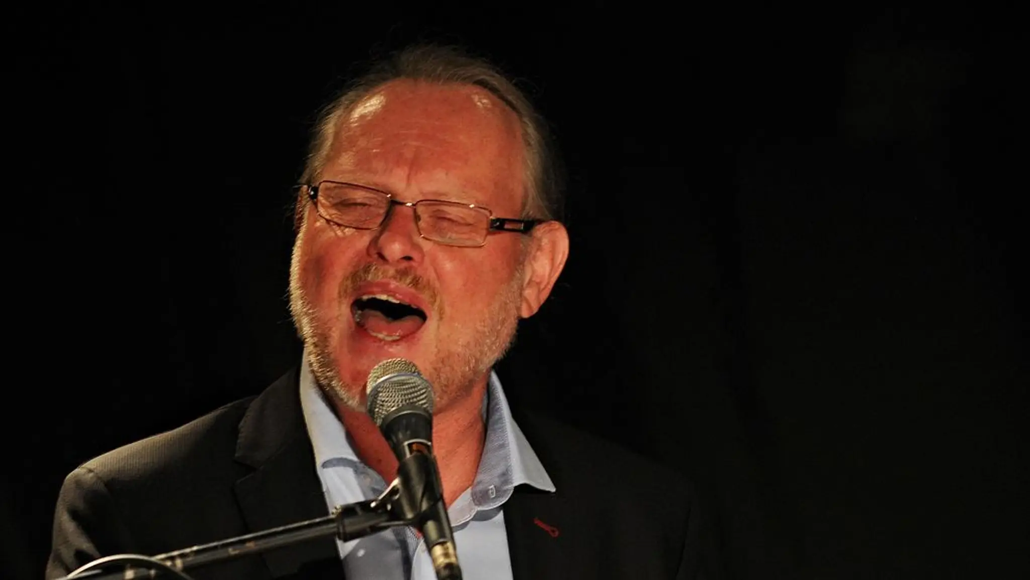 Vašo Patejdl.