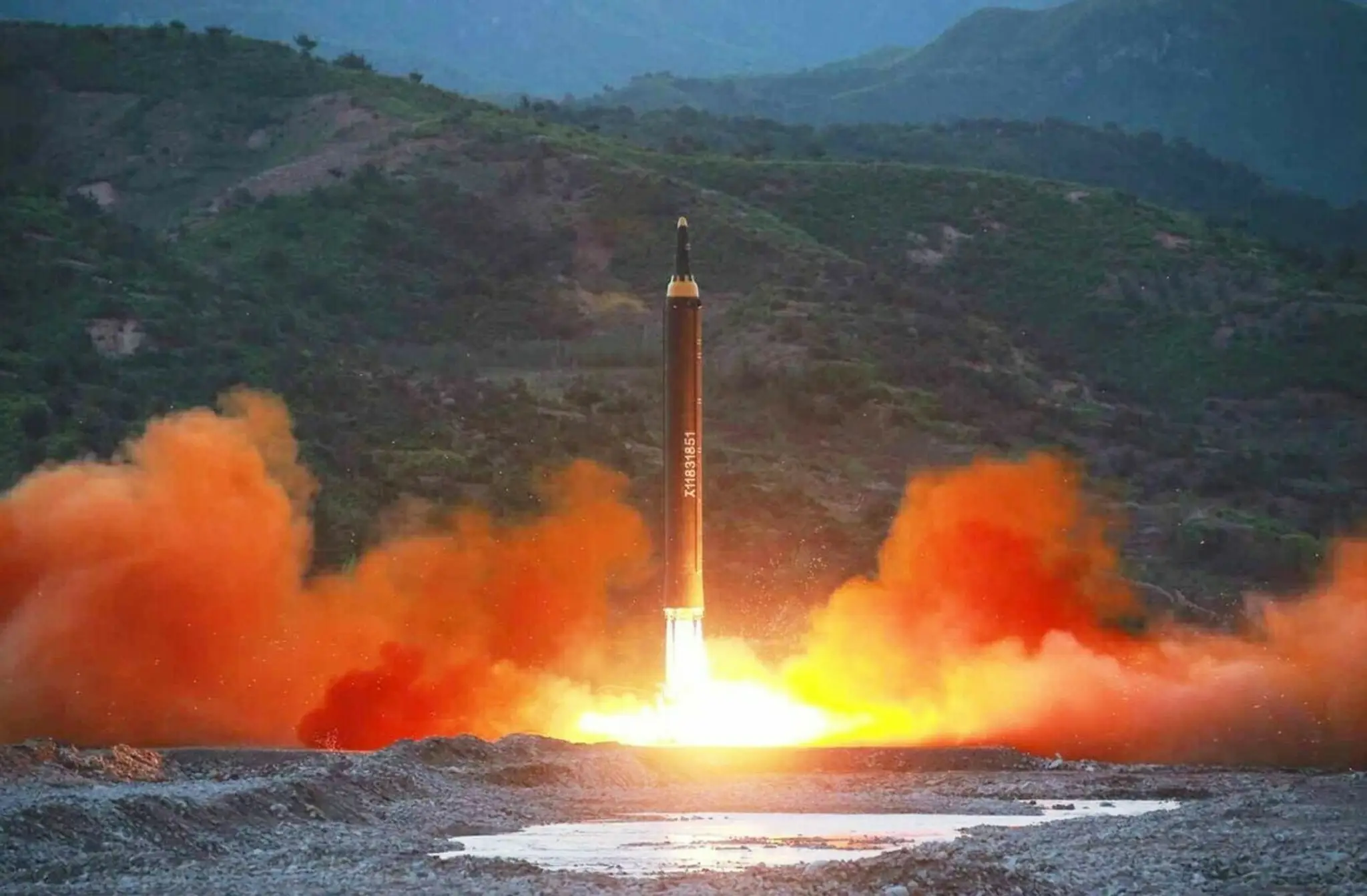 Balistická raketa Hwasong-12.
