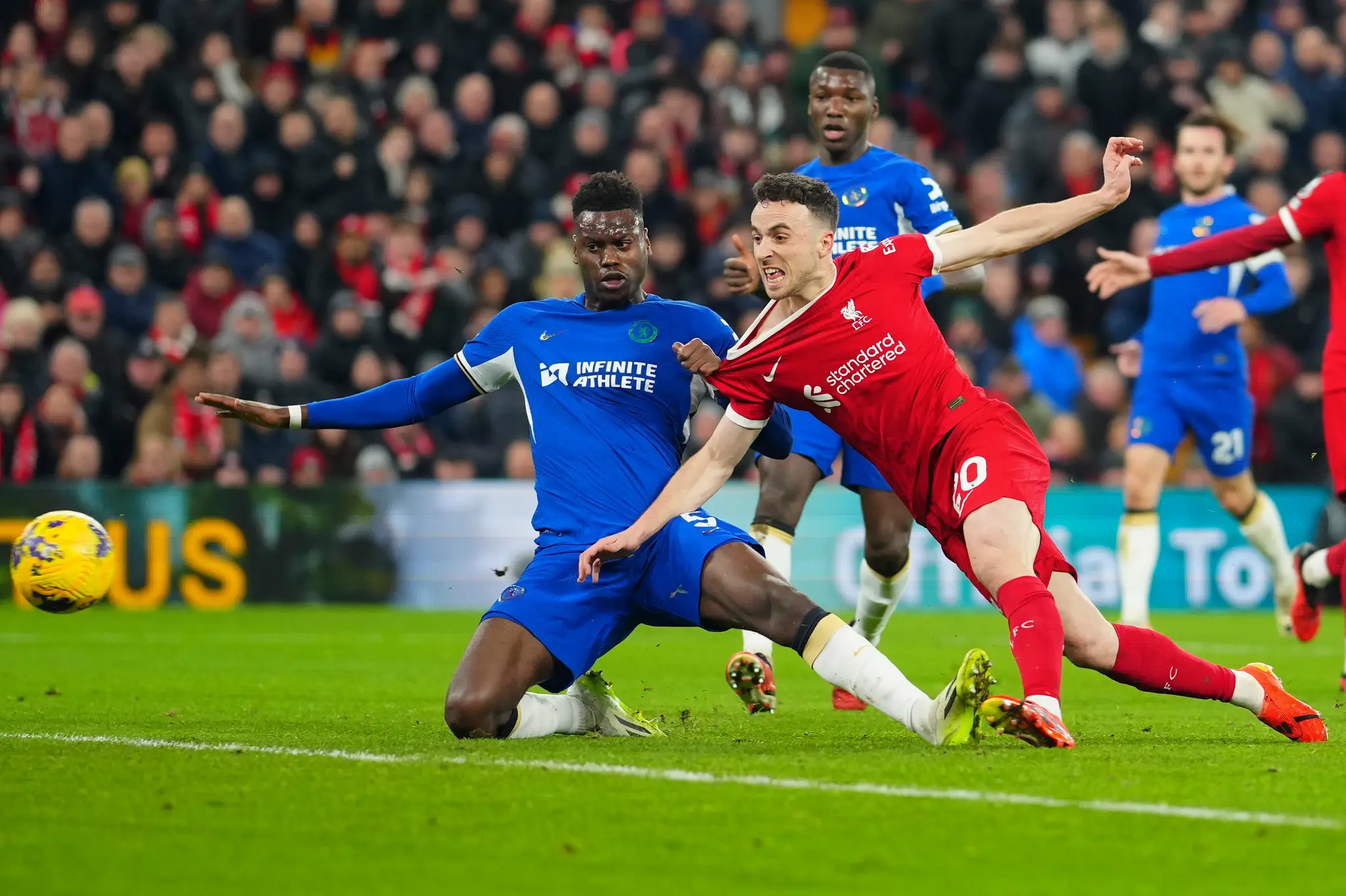 Futbalista Liverpoolu Diogo Jota.