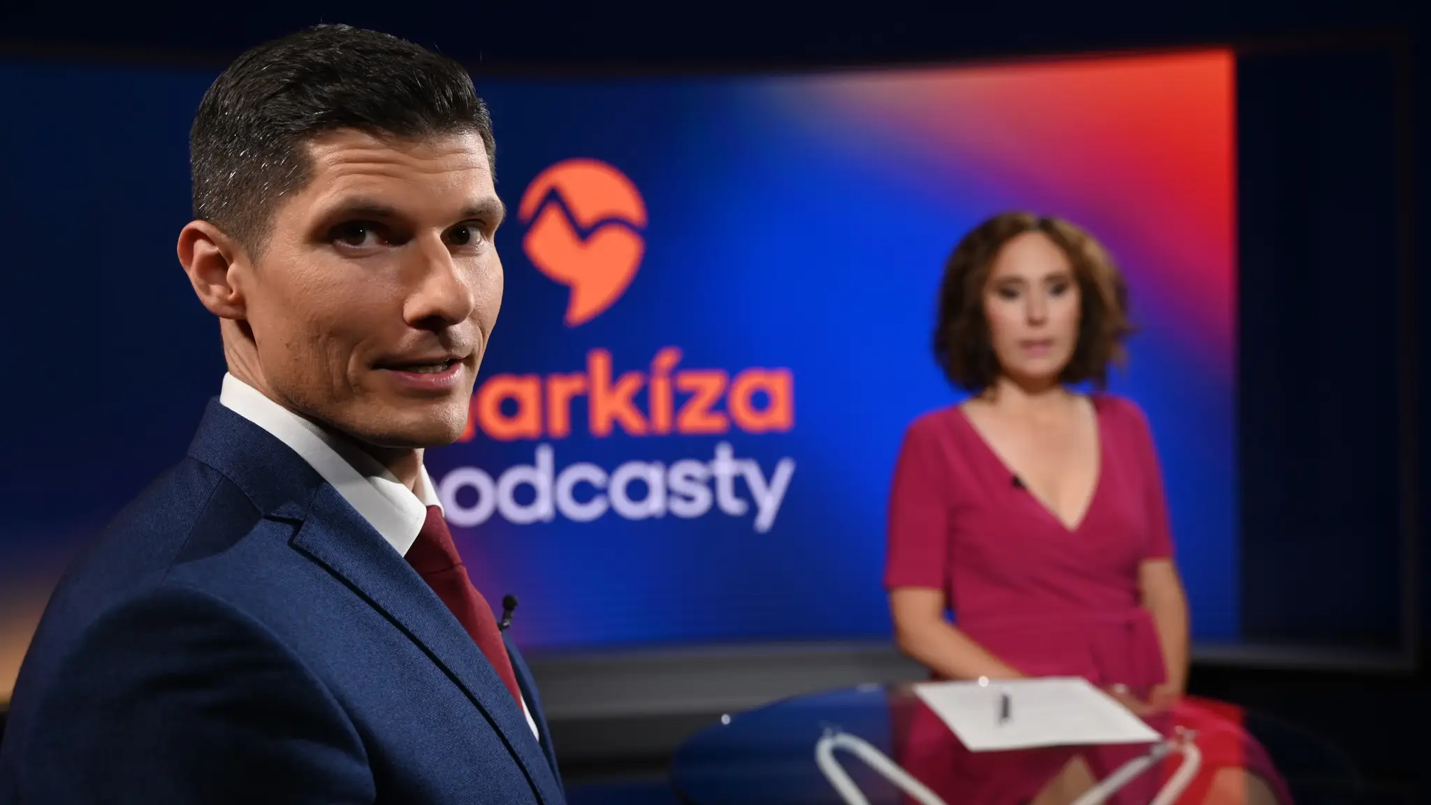 Cirkus Politikus s Gabrielou Kajtárovou a hosťom Janom Šilhanom.